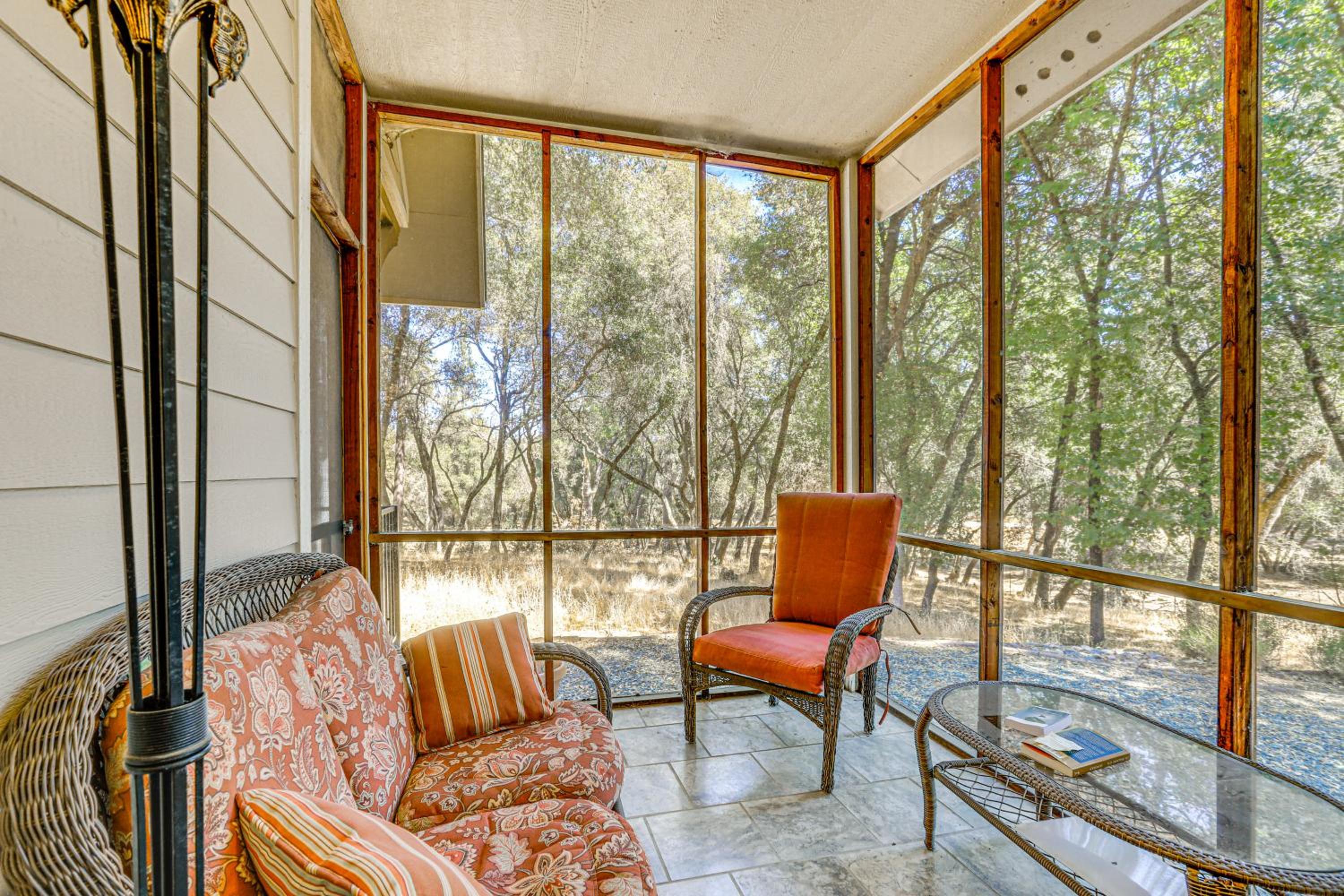 All-Season Outdoor Base Camp Gold Country Home!