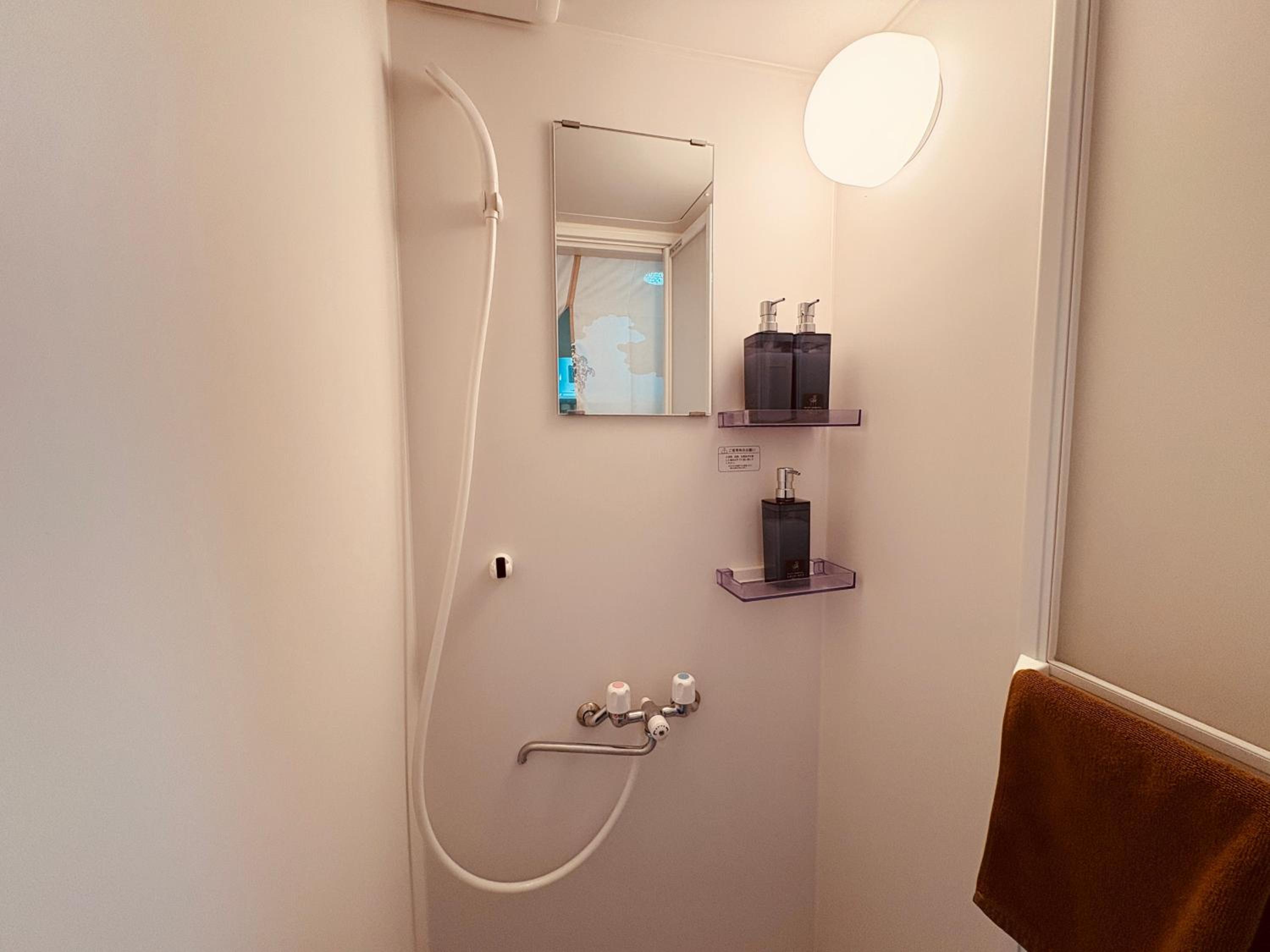 LEON RESORT HOTEL B 4rooms MAX14people 6min Shinjuku 11min Shibuya 12min walk Ikebukuro LEON RESORT IKEBUKURO traditional Japanese room 池袋 最大14名