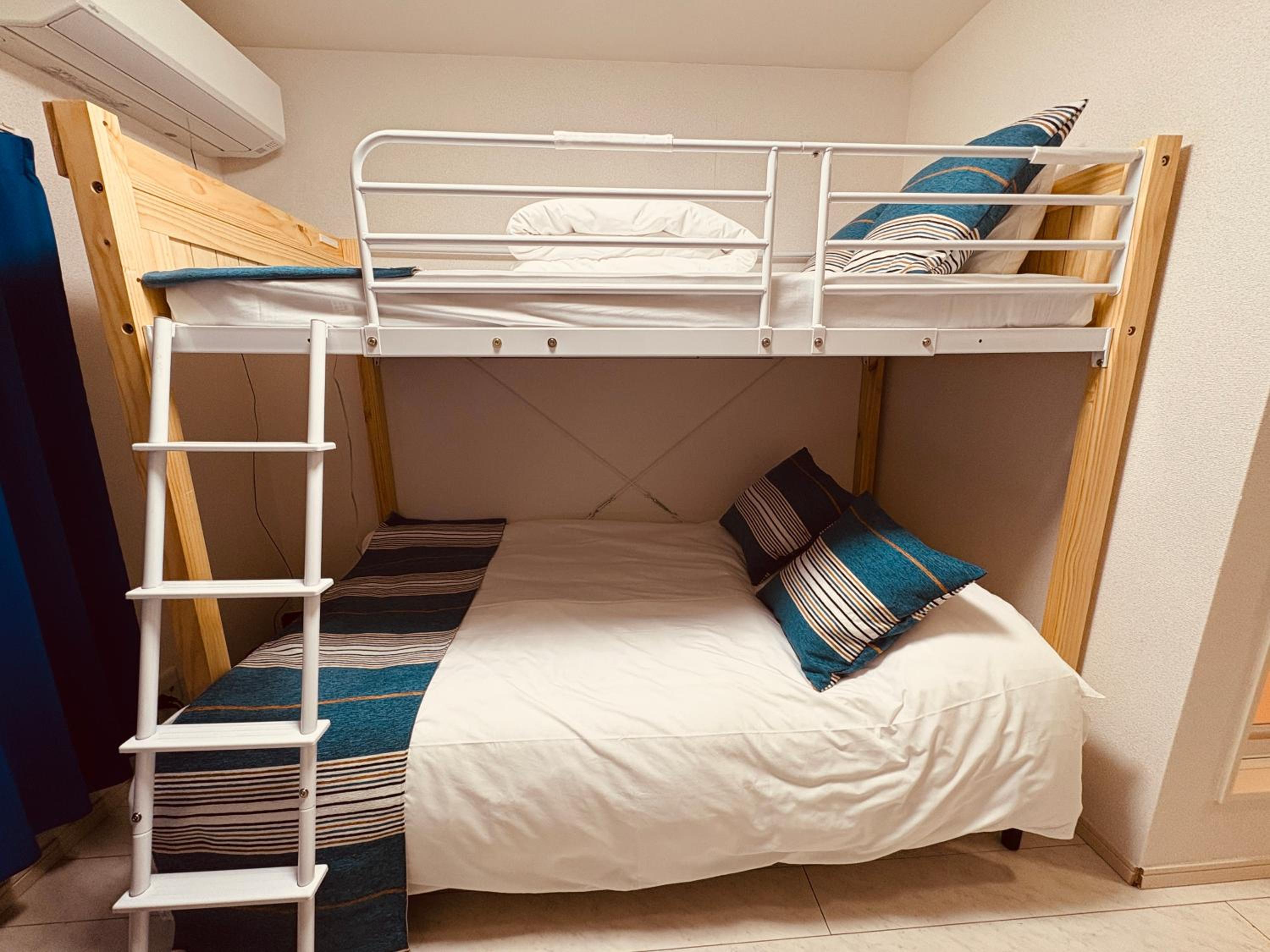 LEON RESORT HOTEL B 4rooms MAX14people 6min Shinjuku 11min Shibuya 12min walk Ikebukuro LEON RESORT IKEBUKURO traditional Japanese room 池袋 最大14名
