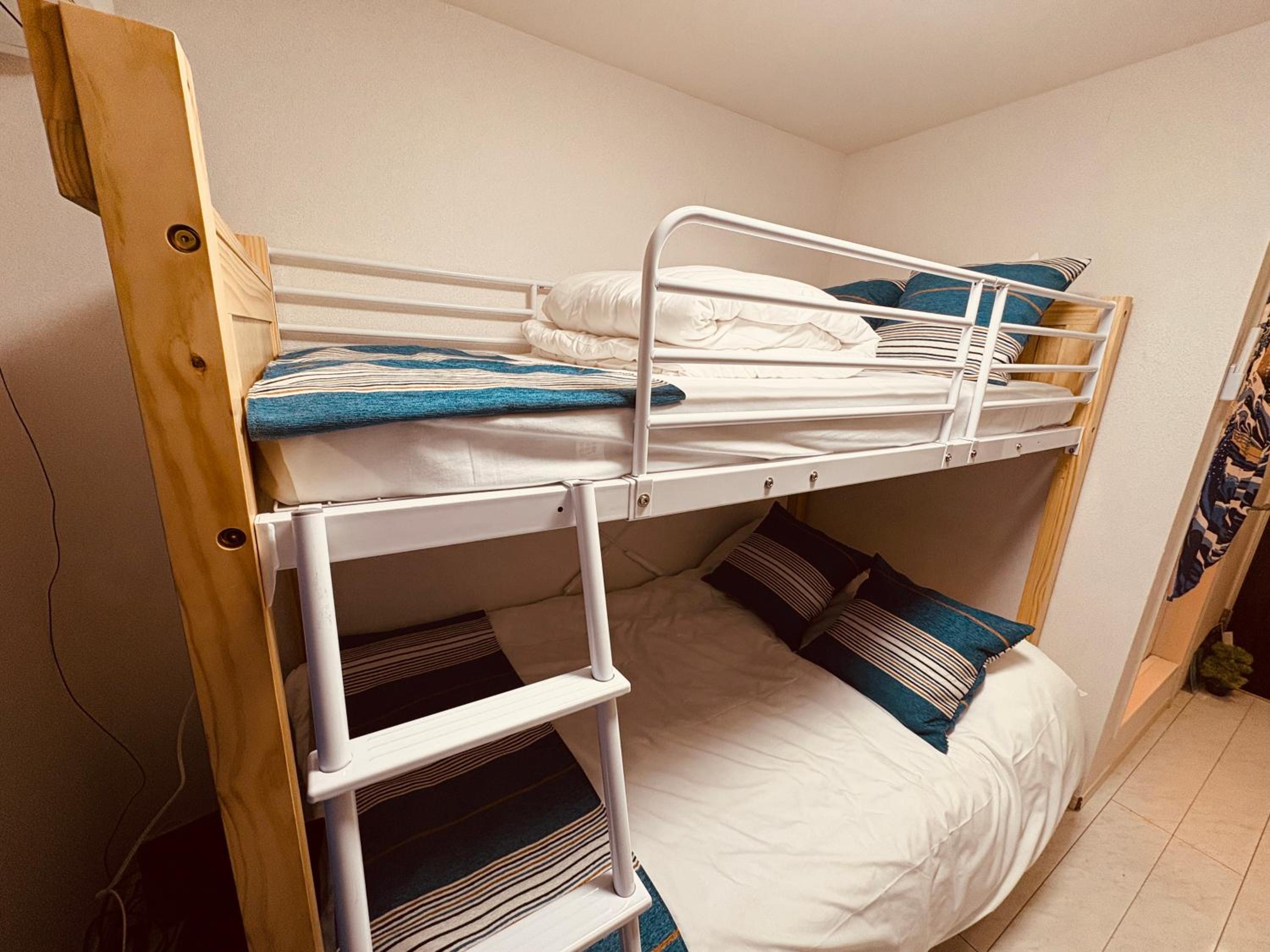 LEON RESORT HOTEL B 4rooms MAX14people 6min Shinjuku 11min Shibuya 12min walk Ikebukuro LEON RESORT IKEBUKURO traditional Japanese room 池袋 最大14名