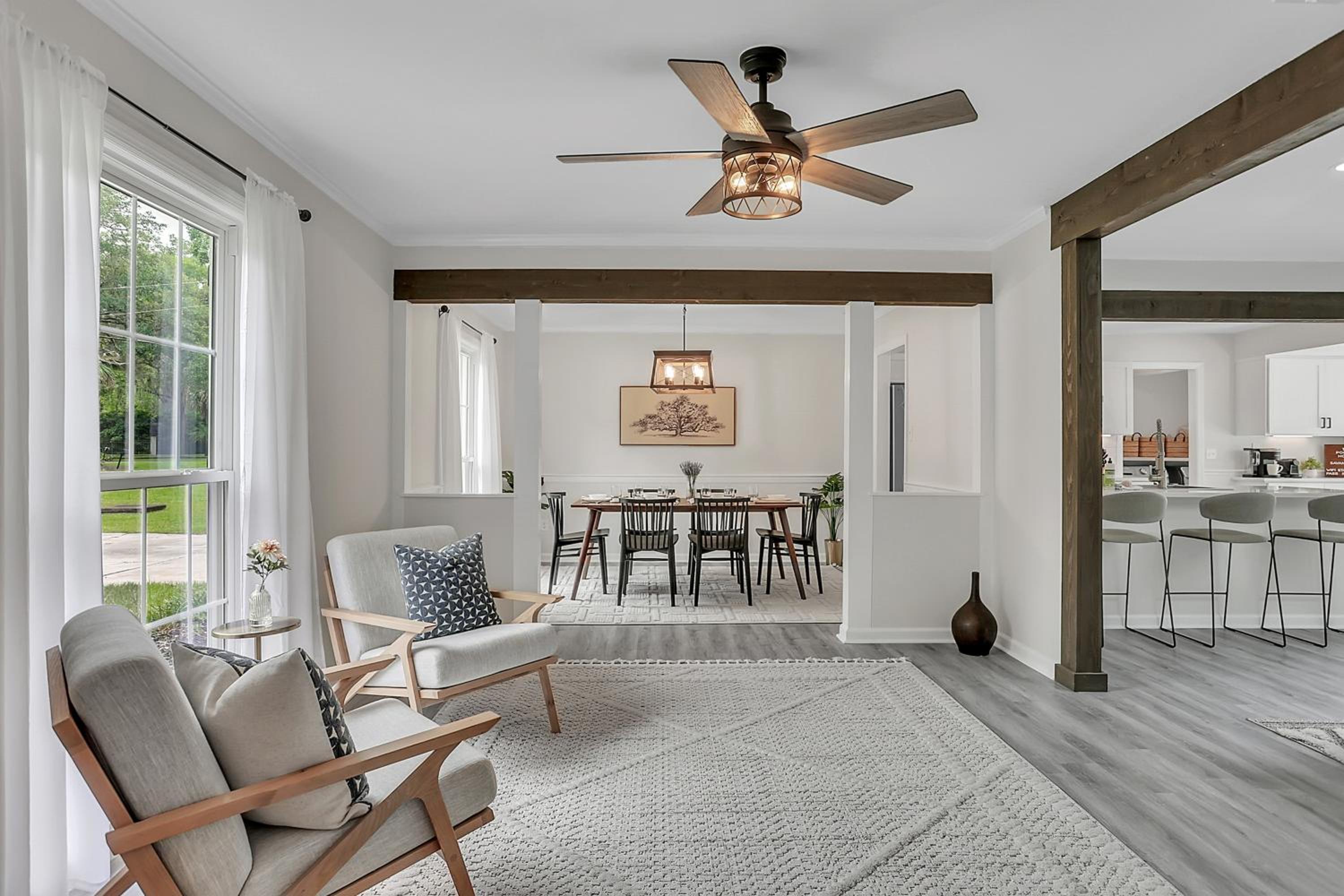 Coastal Pool Retreat Near Beach Downtown & Fun
