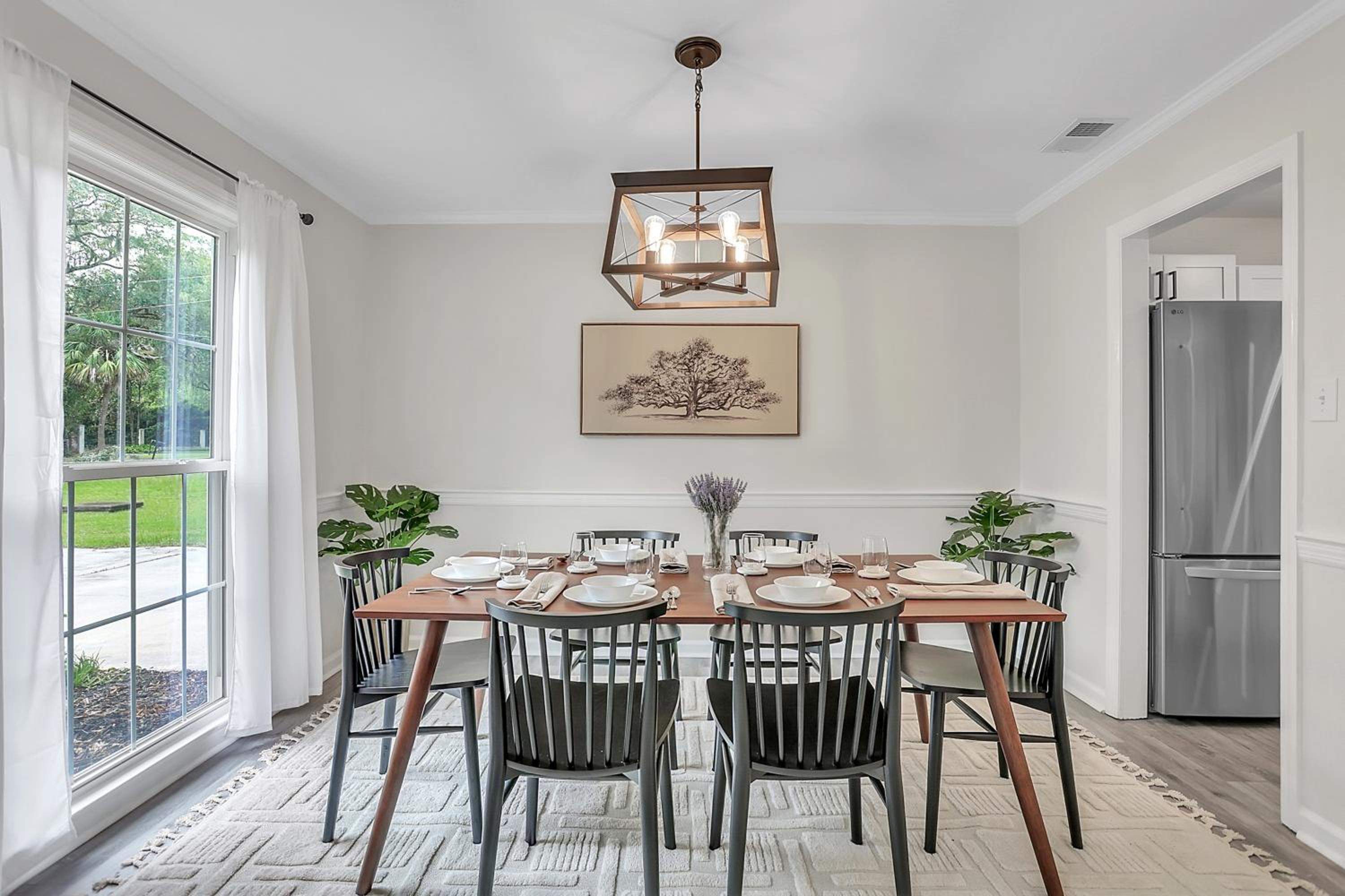Coastal Pool Retreat Near Beach Downtown & Fun