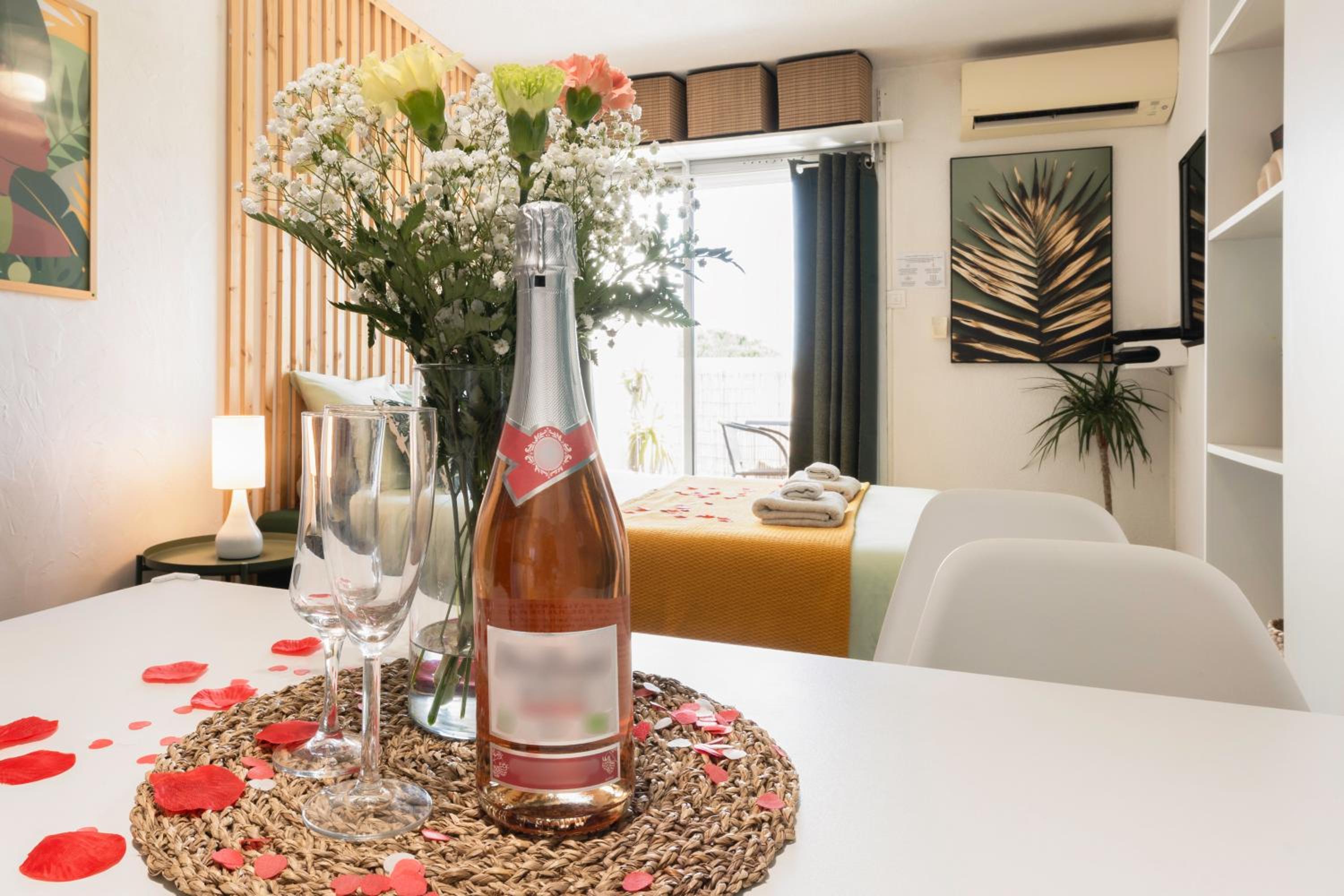 La Casita - Studio Confort avec Terrasse et Parking privé- La Grande Motte, Montpellier