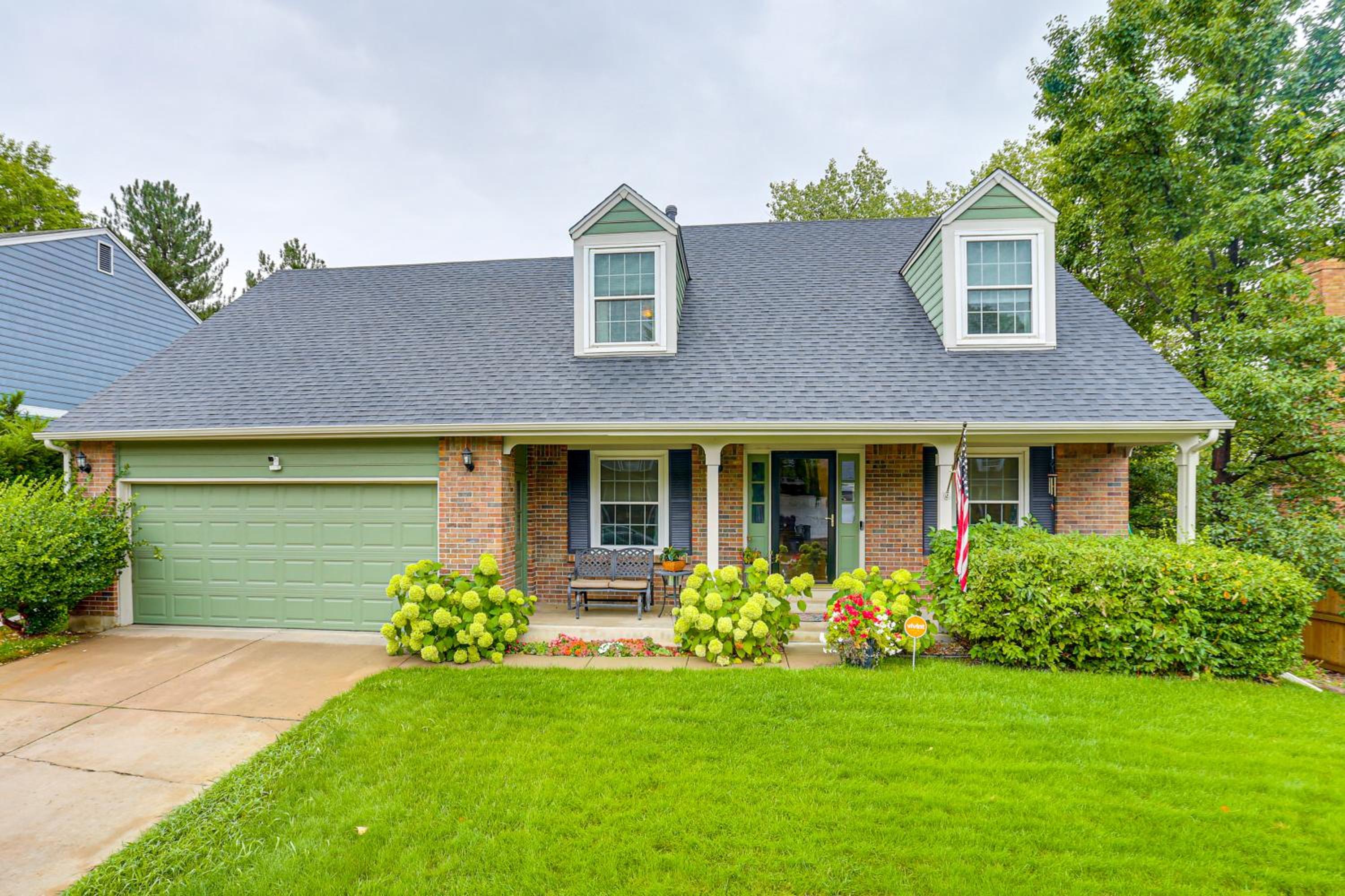 Spacious Family Home with Deck and Yard in Littleton!