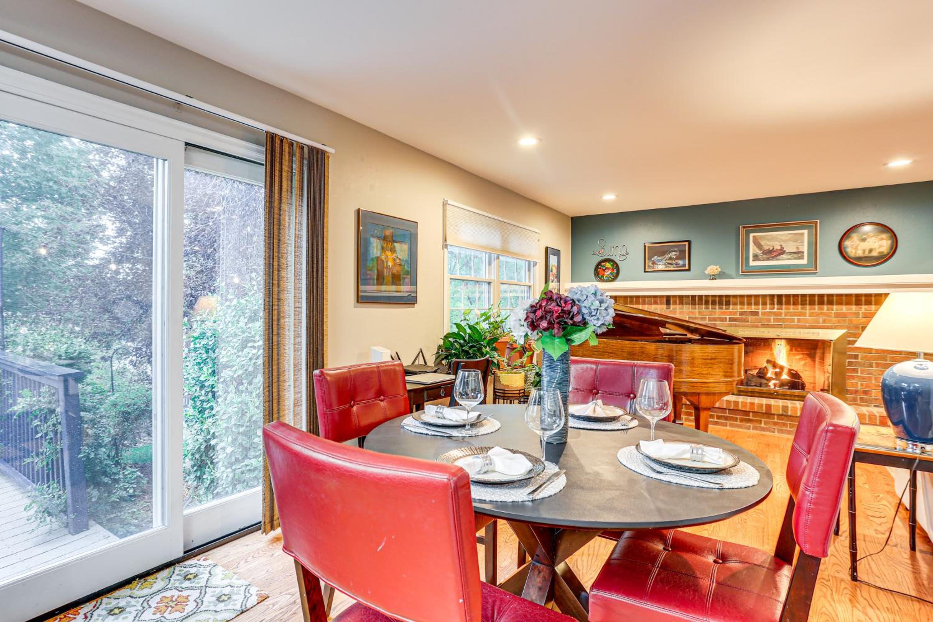 Spacious Family Home with Deck and Yard in Littleton!
