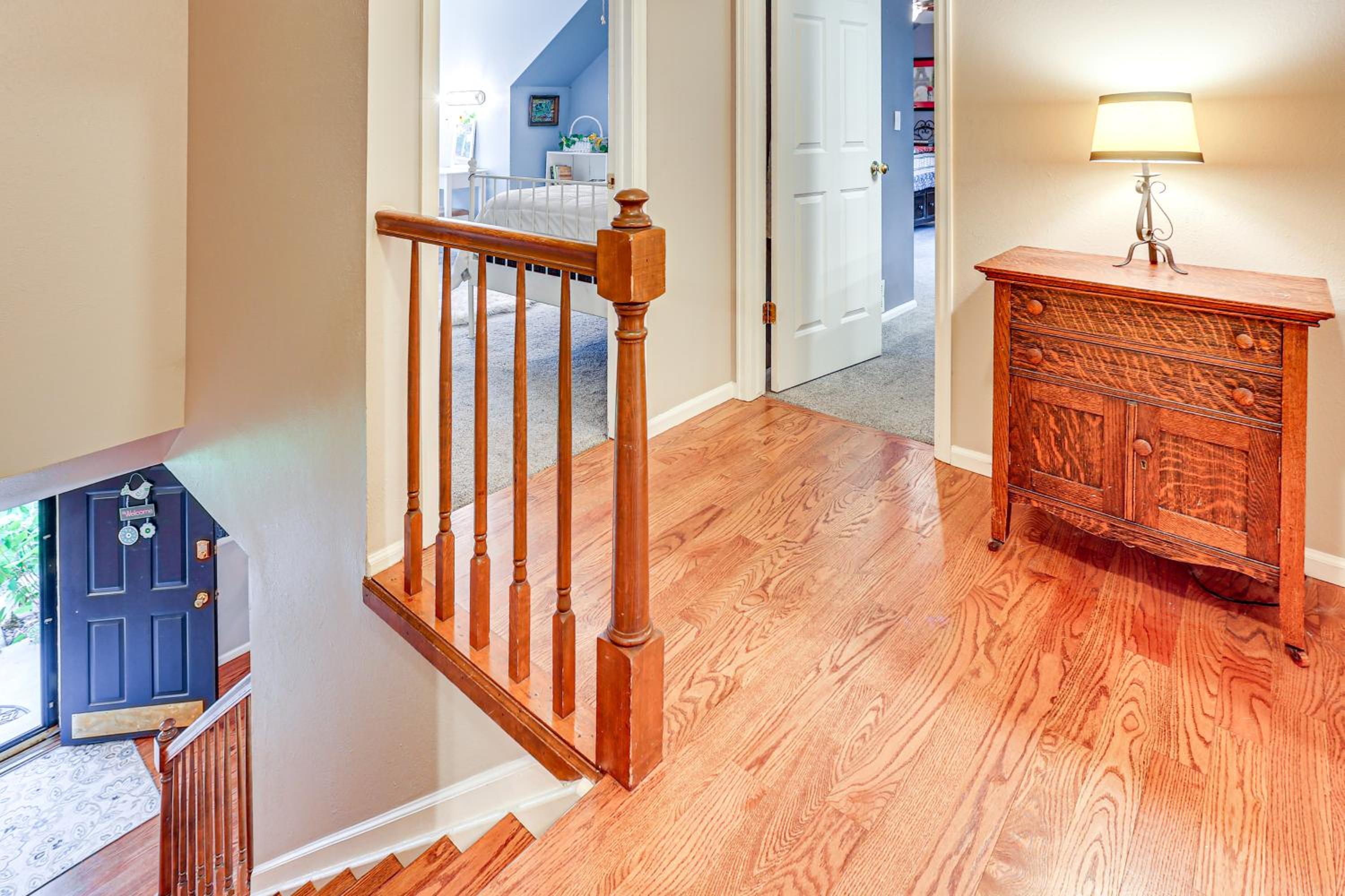 Spacious Family Home with Deck and Yard in Littleton!