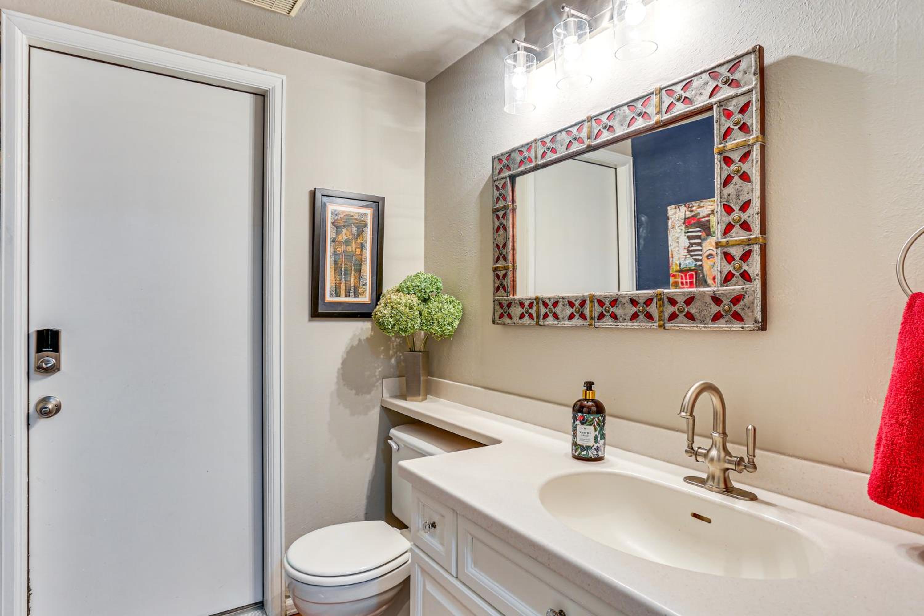 Spacious Family Home with Deck and Yard in Littleton!