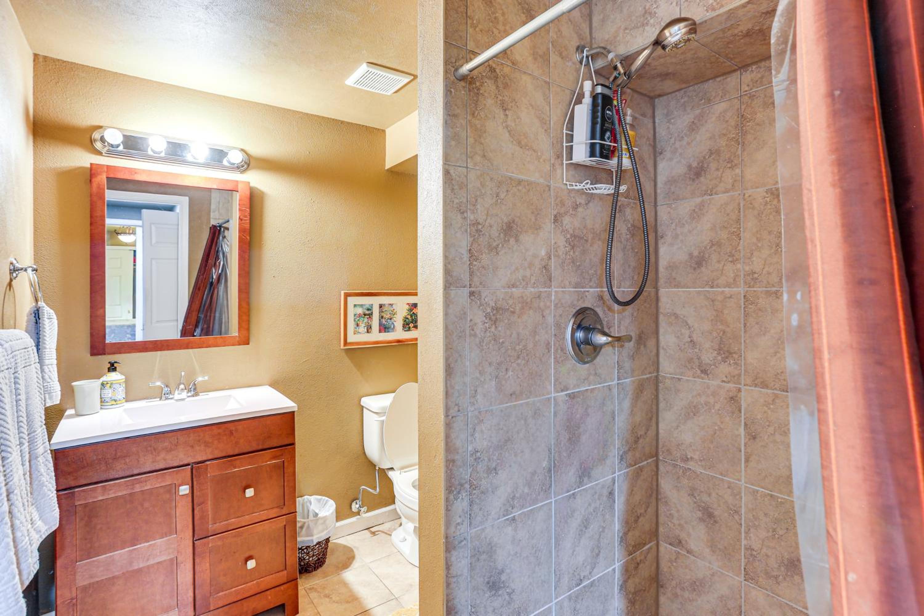 Spacious Family Home with Deck and Yard in Littleton!