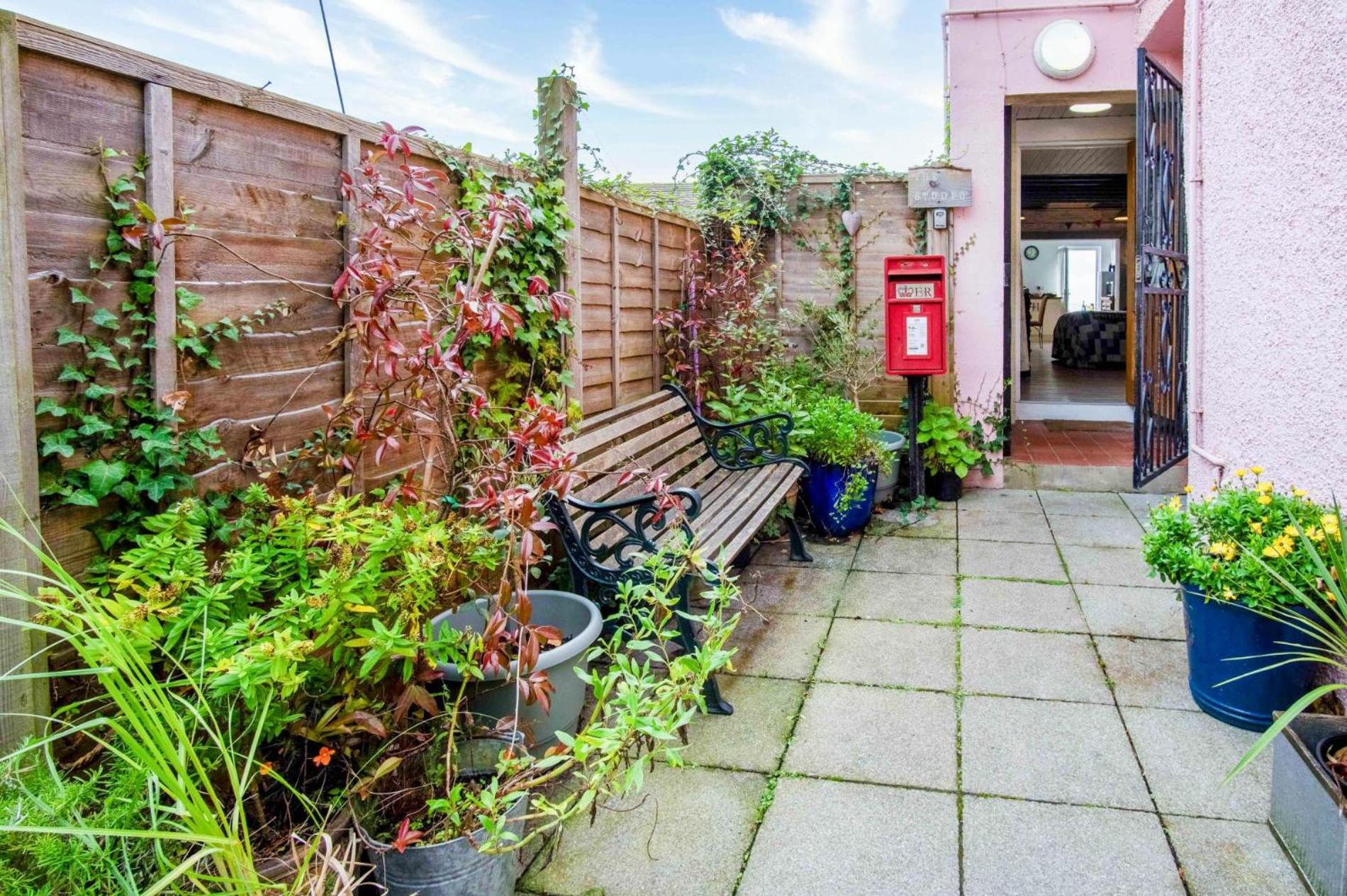 The Studio At Raymond House - Penally - Tenby