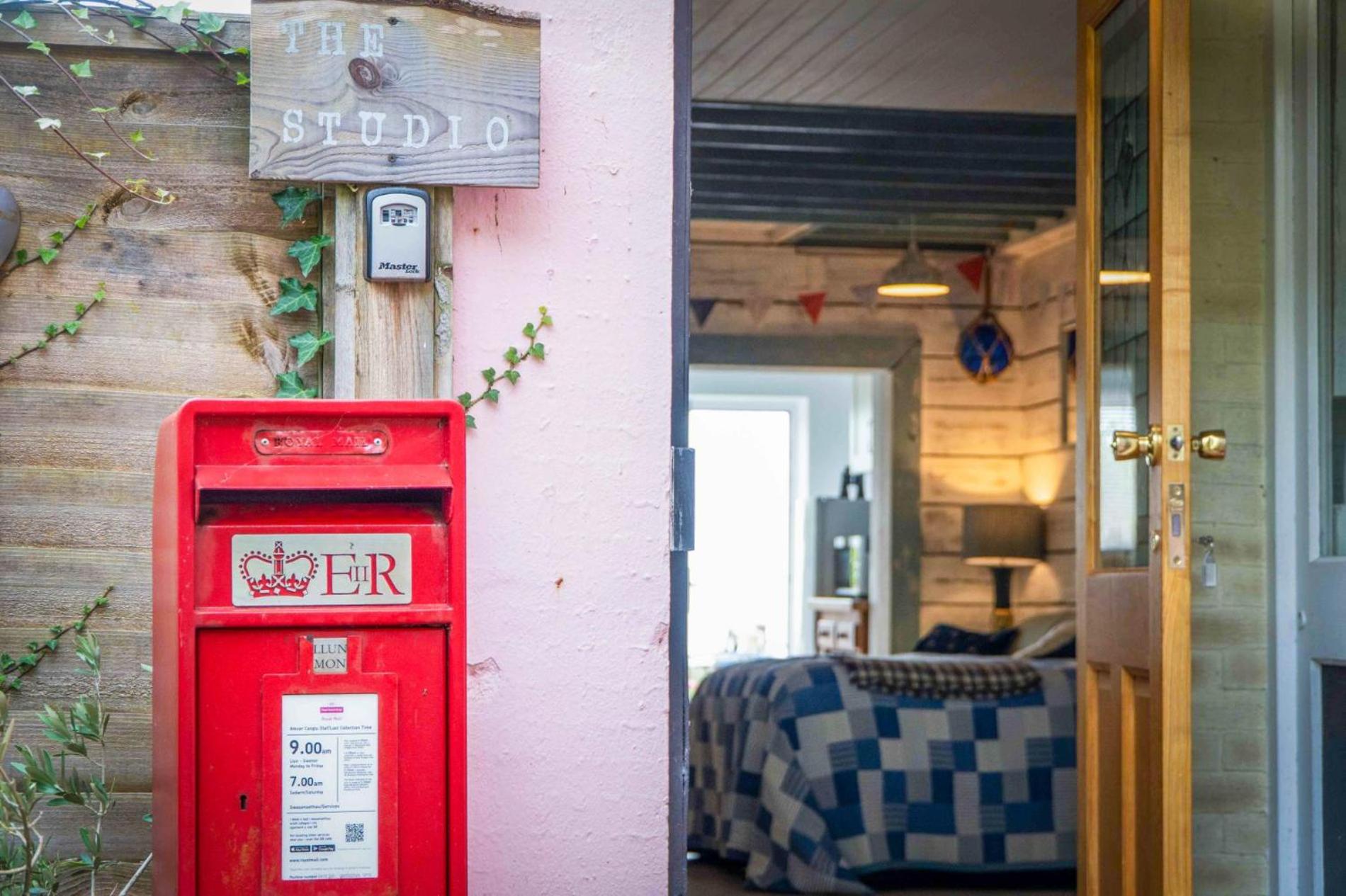 The Studio At Raymond House - Penally - Tenby