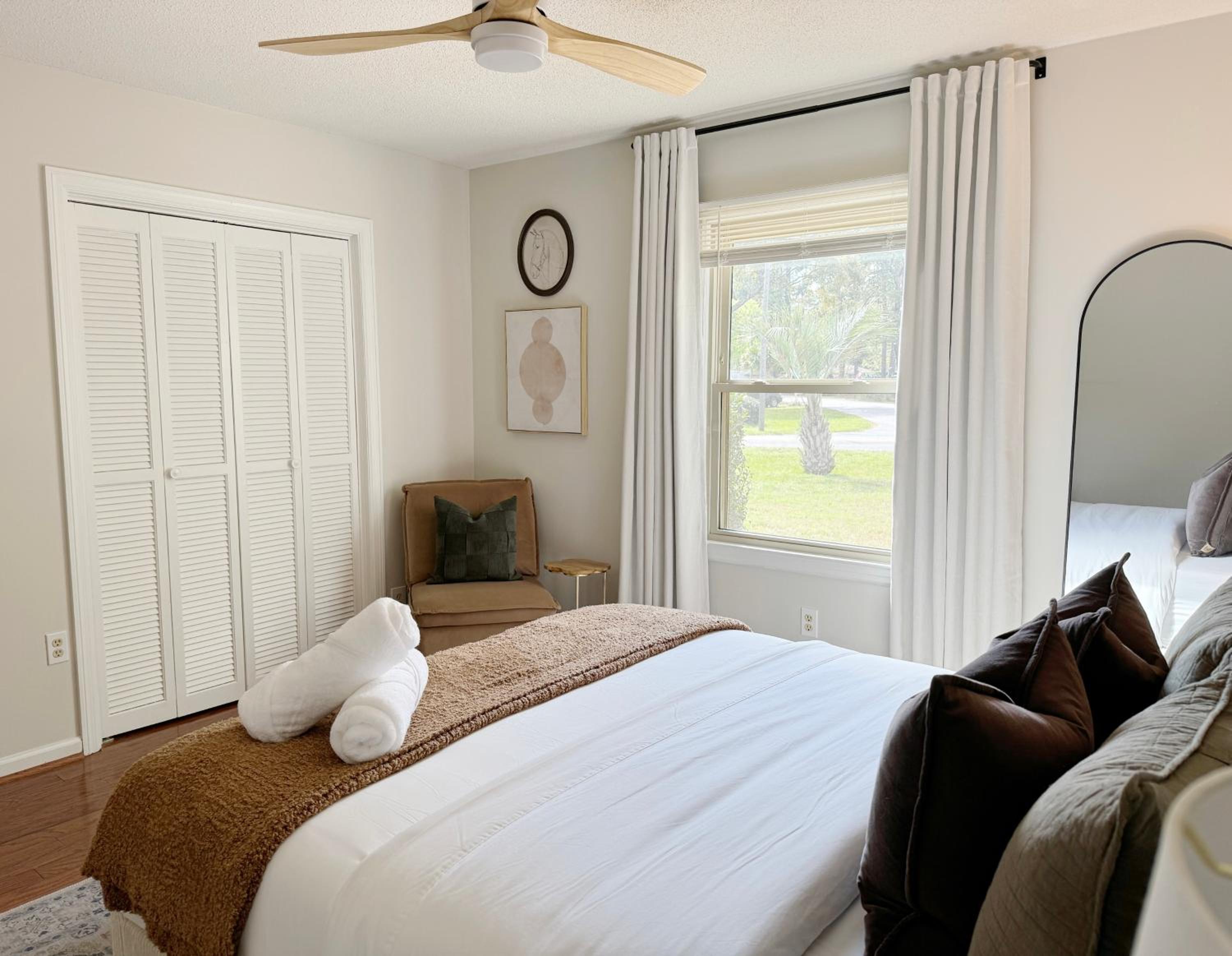 Spacious Family Home w Pool and Game-room Near Downtown and Beach