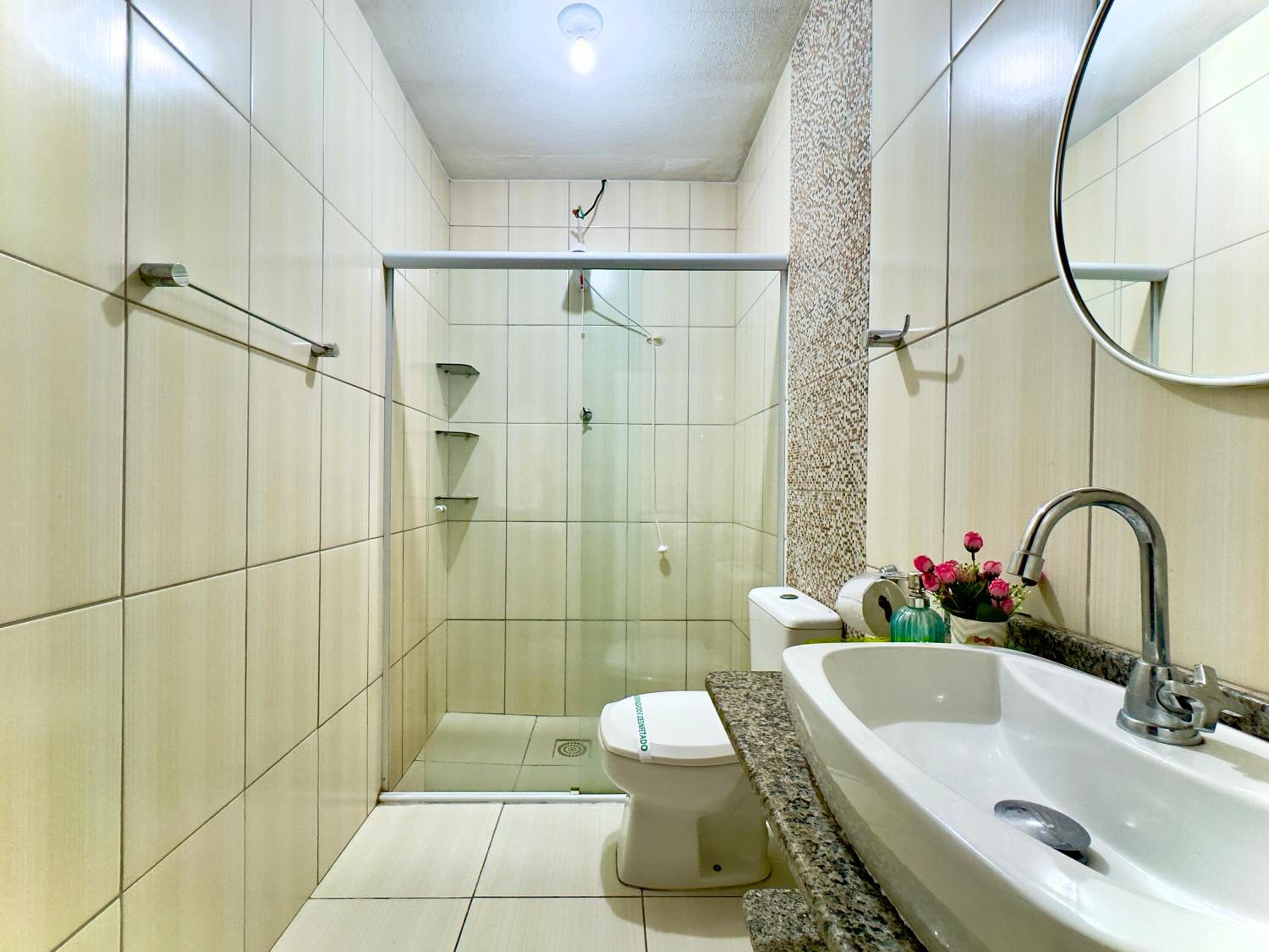 Casa Completa em Penha a poucos passos da PRAIA com Wi Fi TV e Cozinha Equipada Churrasqueira Privativa Ares condicionados Perfeito para Férias em Família