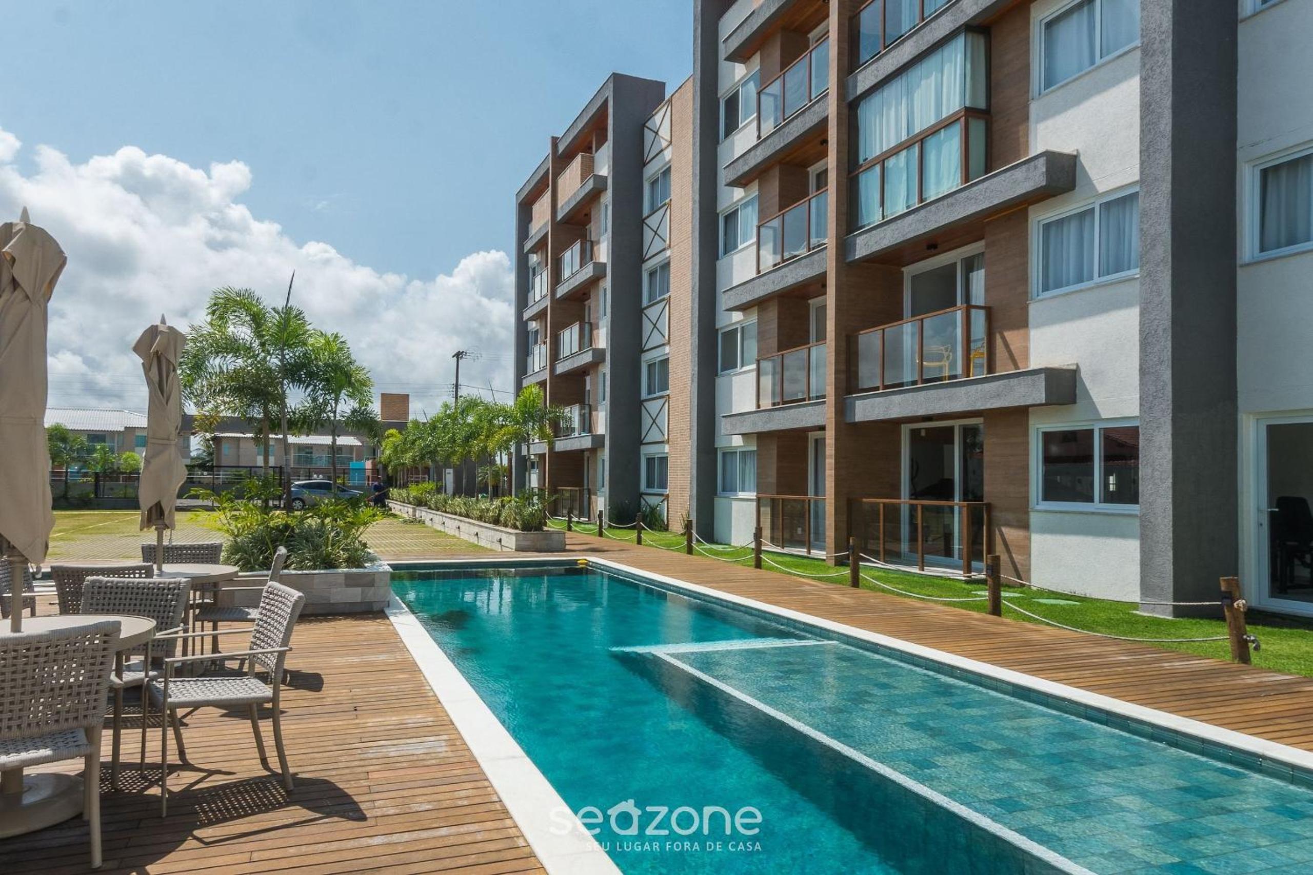 Apartments in a Condo with a Pool and Gym - AGA