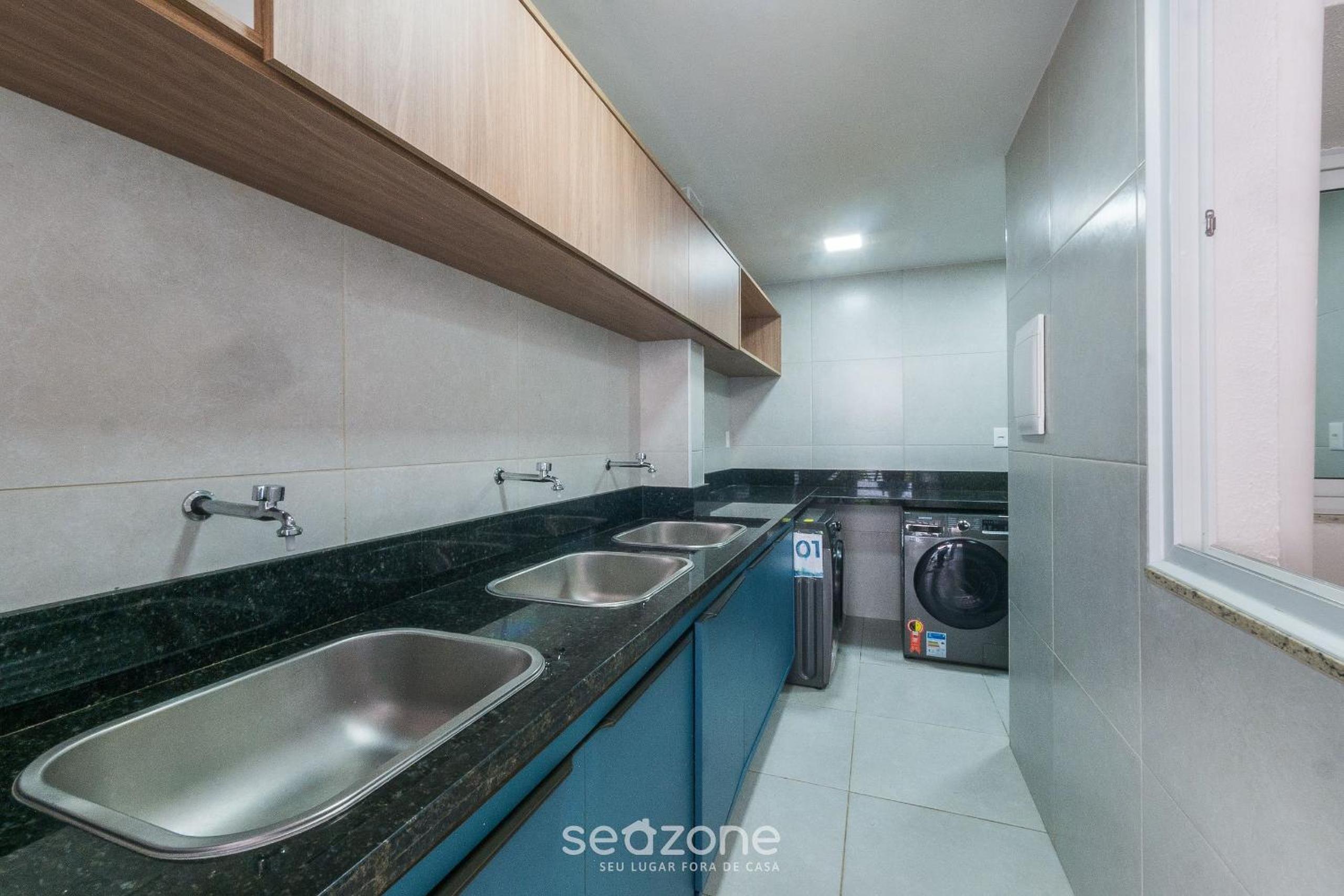 Apartments in a Condo with a Pool and Gym - AGA
