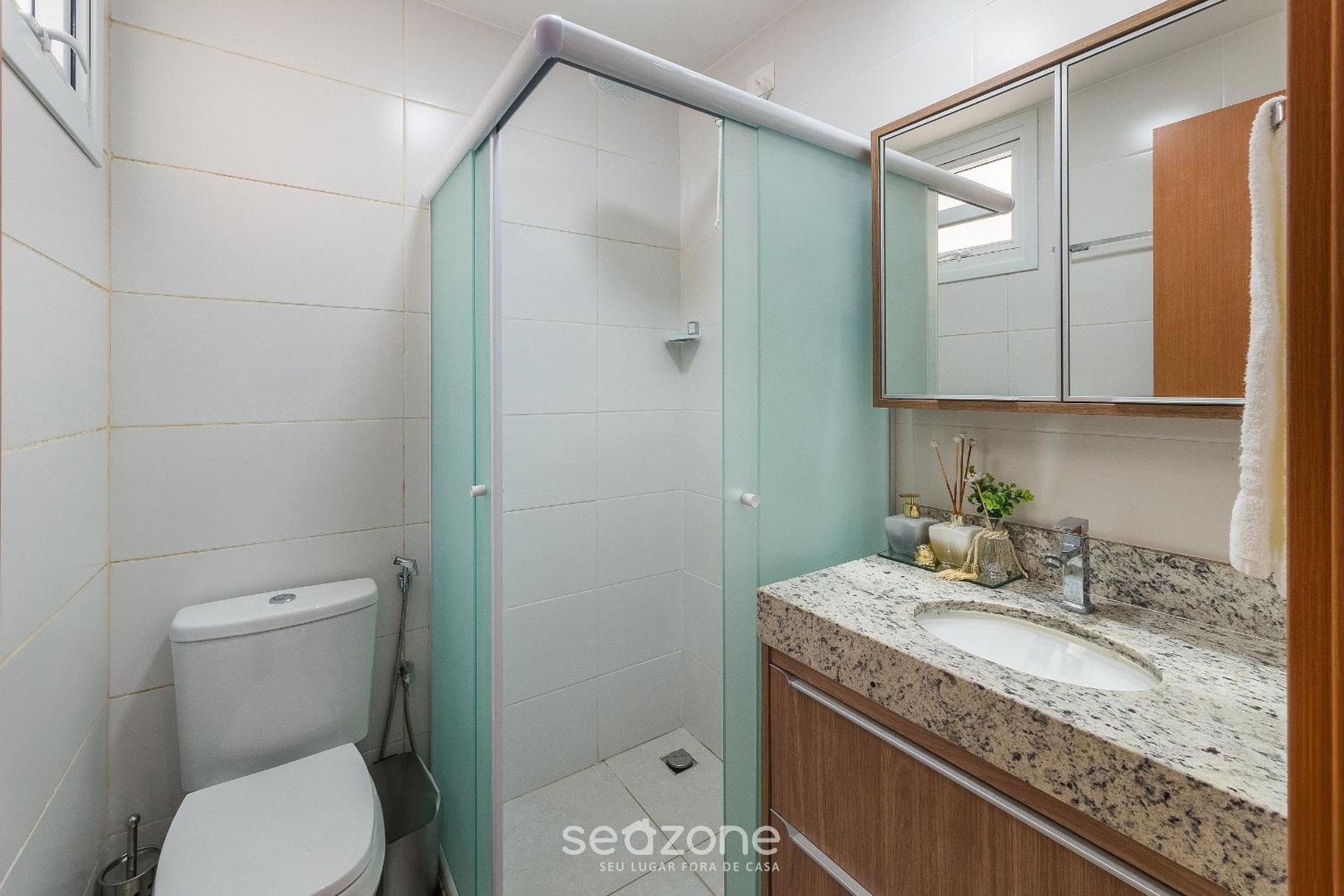 Apartments in a Condo with a Pool and Gym - AGA