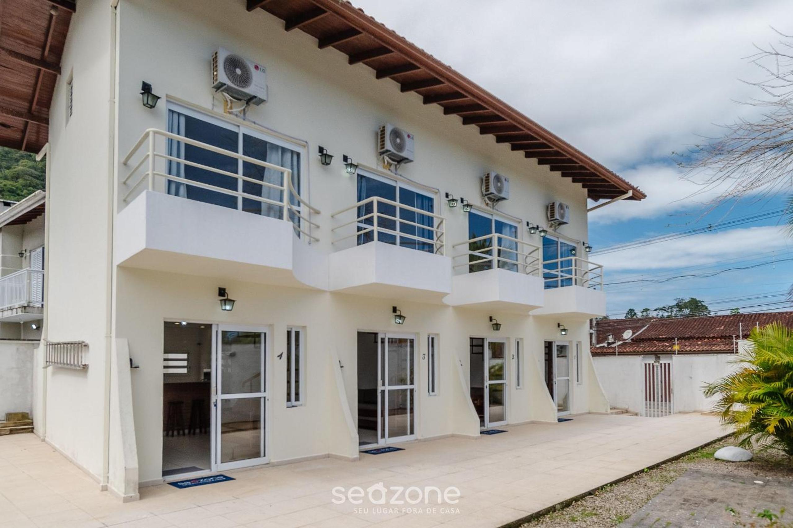 Your stay 350m from the sea in Ubatuba - FUA