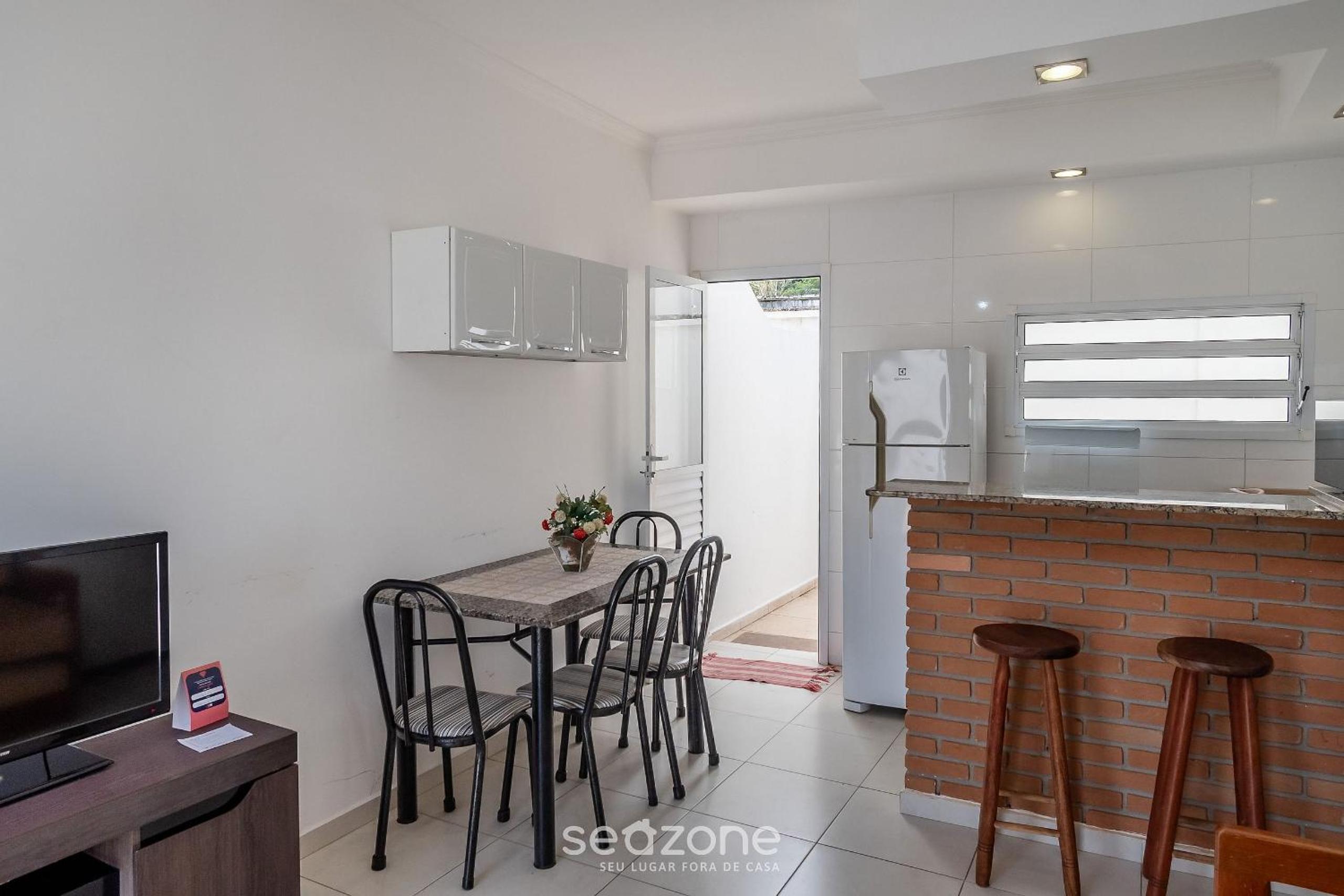 Your stay 350m from the sea in Ubatuba - FUA