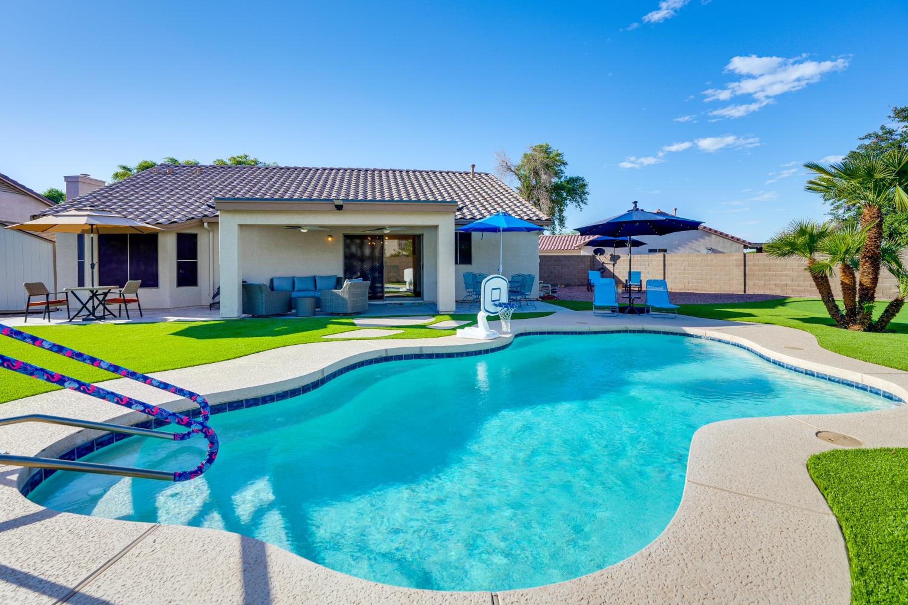 Spacious Backyard with Putting Green Peoria Retreat