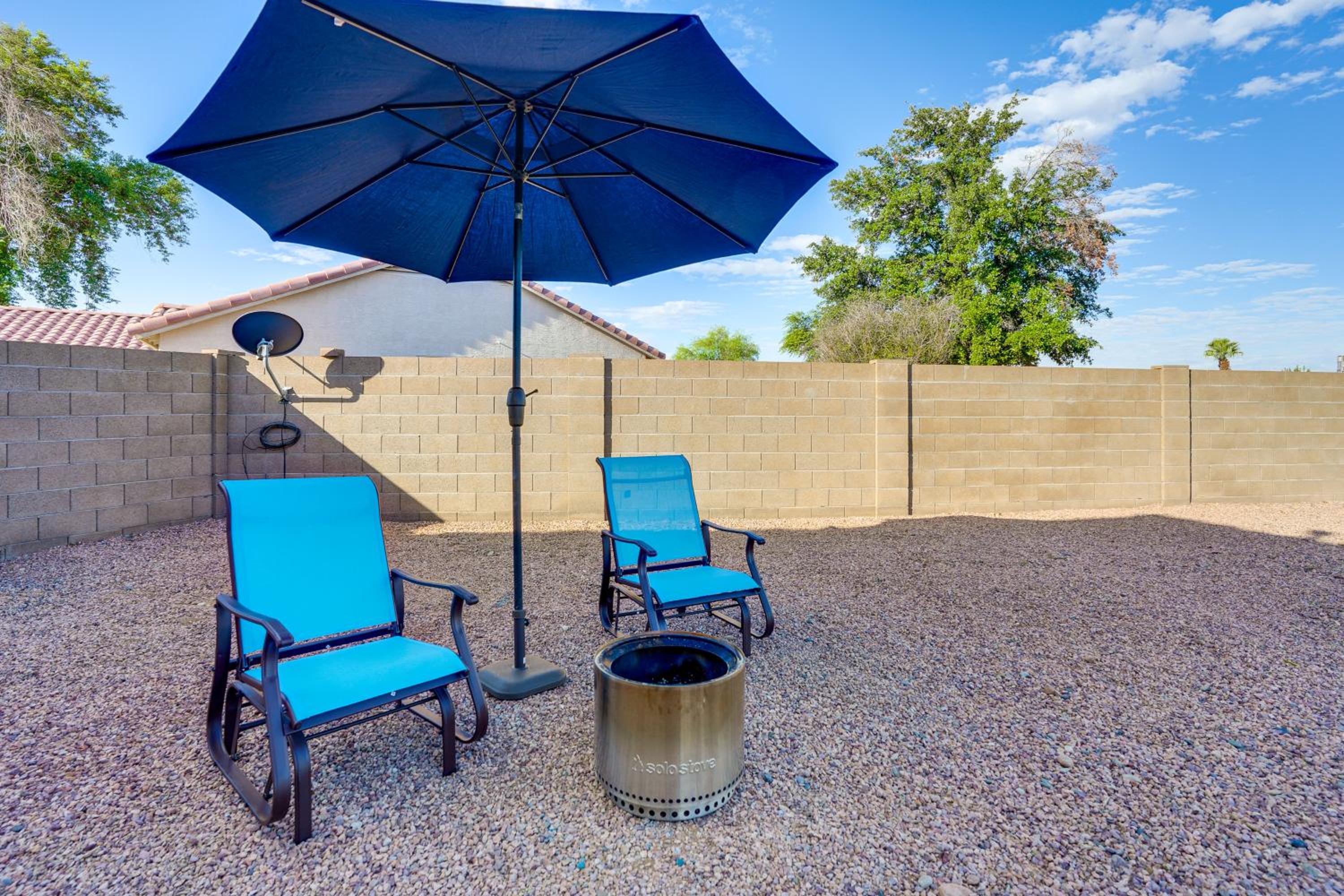 Spacious Backyard with Putting Green Peoria Retreat