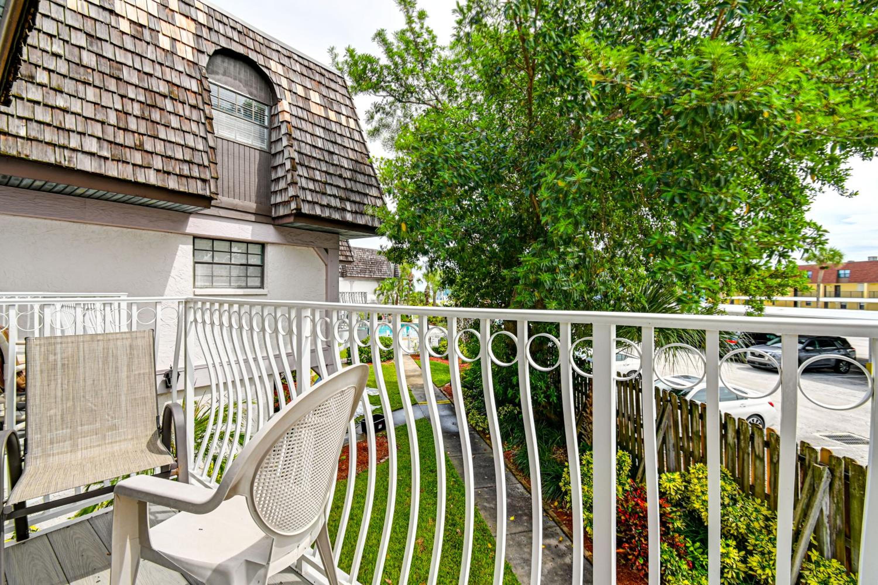 Steps to Sand Condo with Pool Access in Cocoa Beach