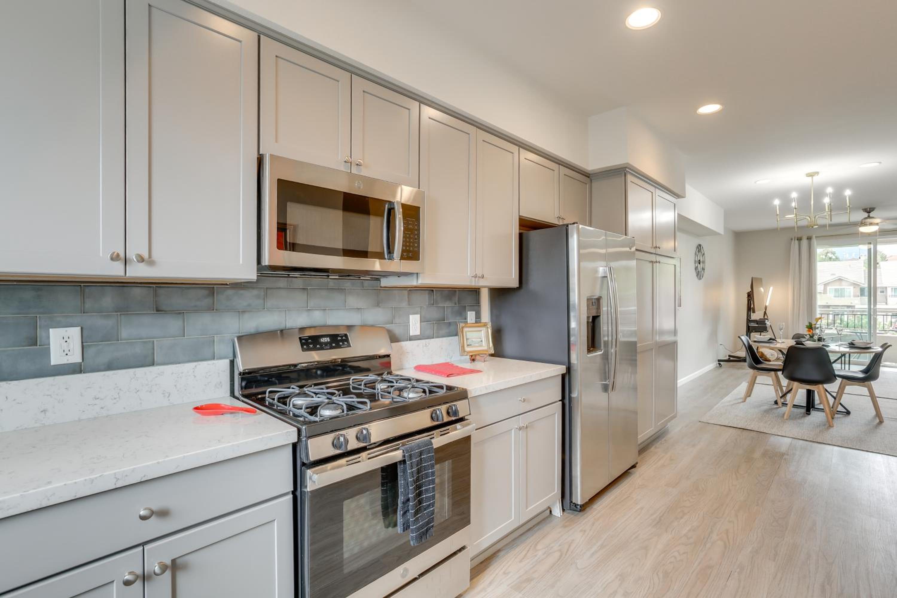 Home Base with Easy 1-80 Access 4 Mi to Dtwn Reno!