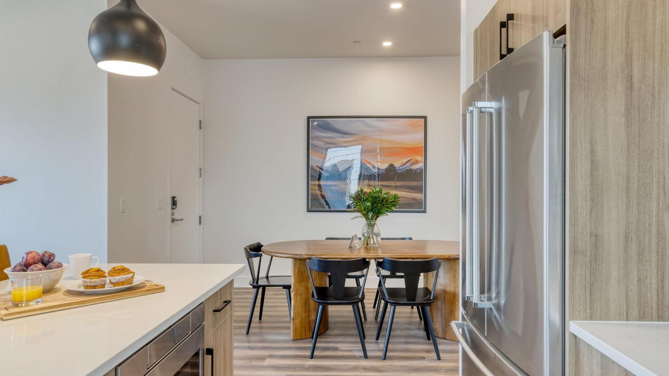1119 Aerie Buyout 2 Units Near Old Bend Hot Tub Mountain View