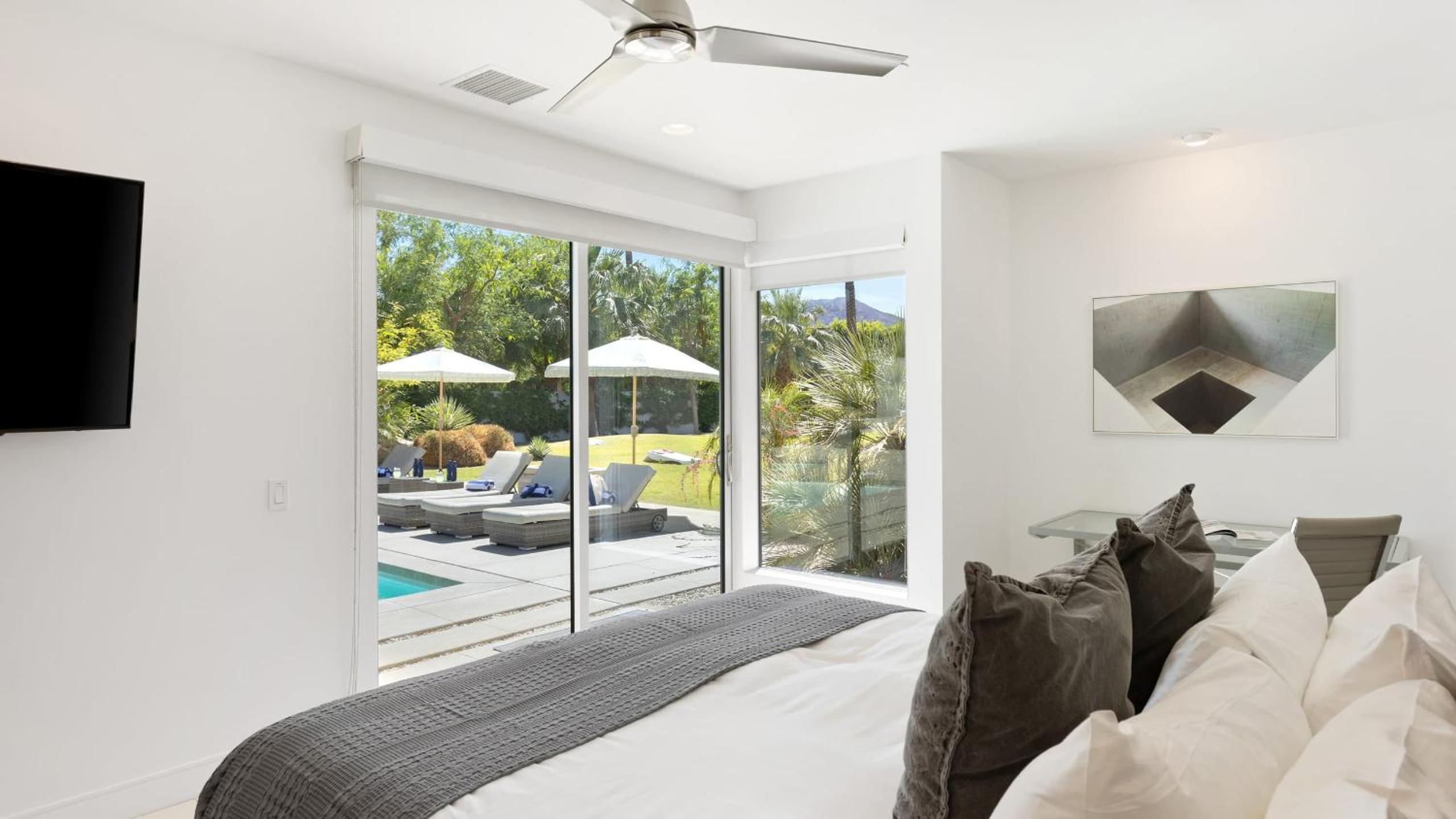 Sleeps 28 2 Luxe Villas w Pool Putting Green Polo Villas Nova by AvantStay