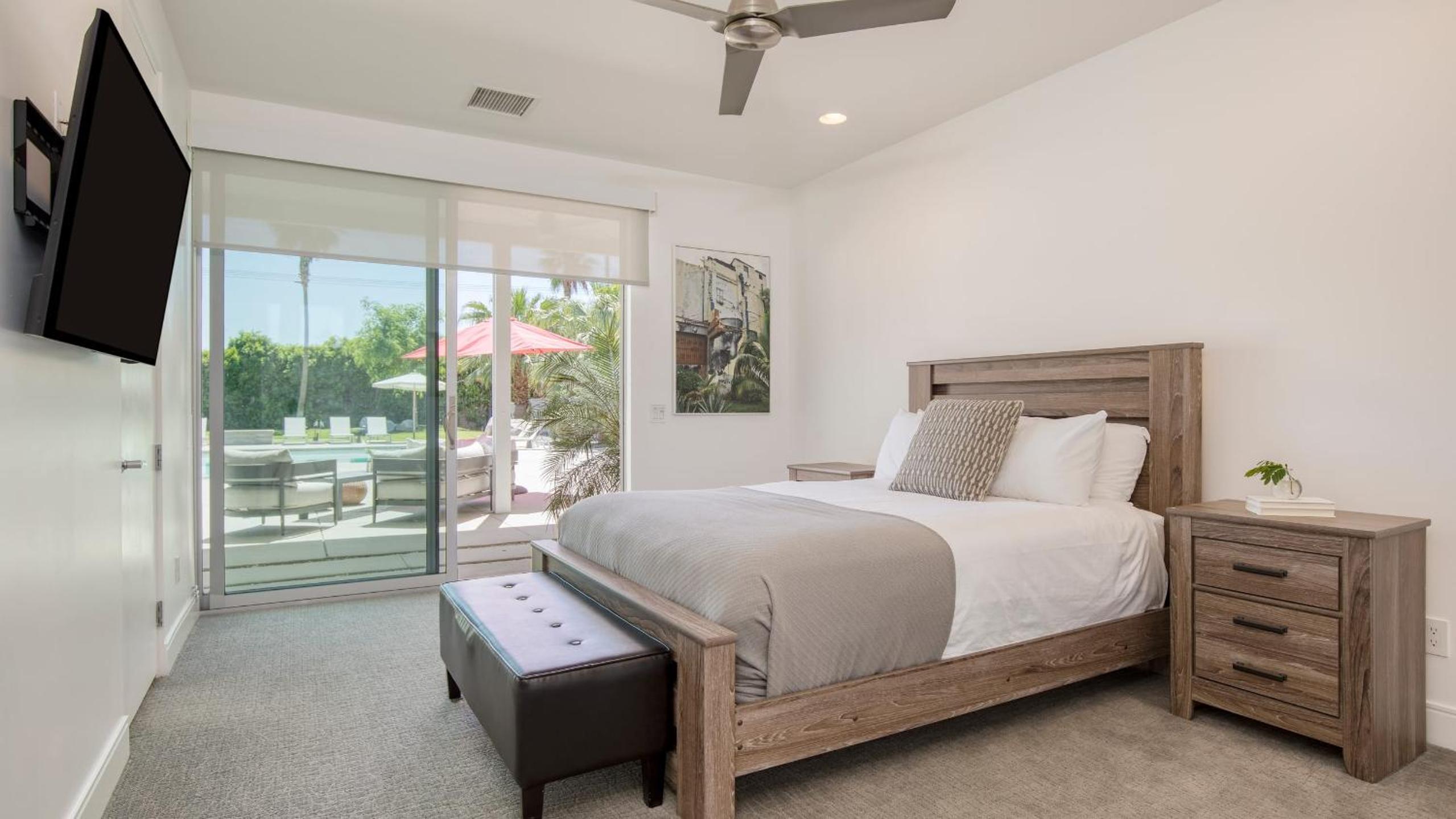 Sleeps 28 2 Luxe Villas w Pool Putting Green Polo Villas Nova by AvantStay