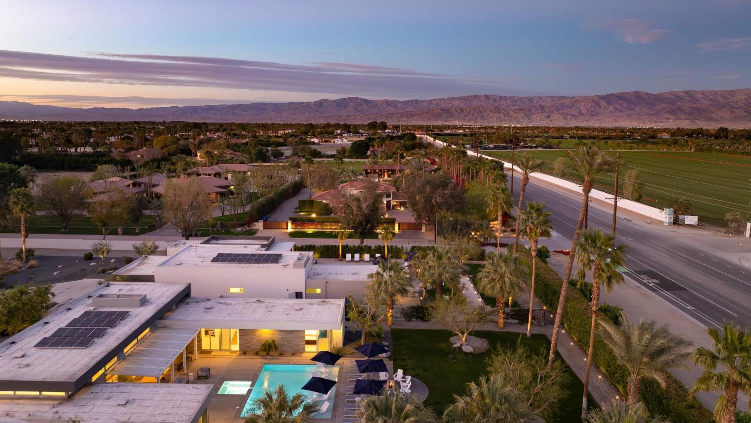 Sleeps 28 2 Luxe Villas w Pool Putting Green Polo Villas Nova by AvantStay