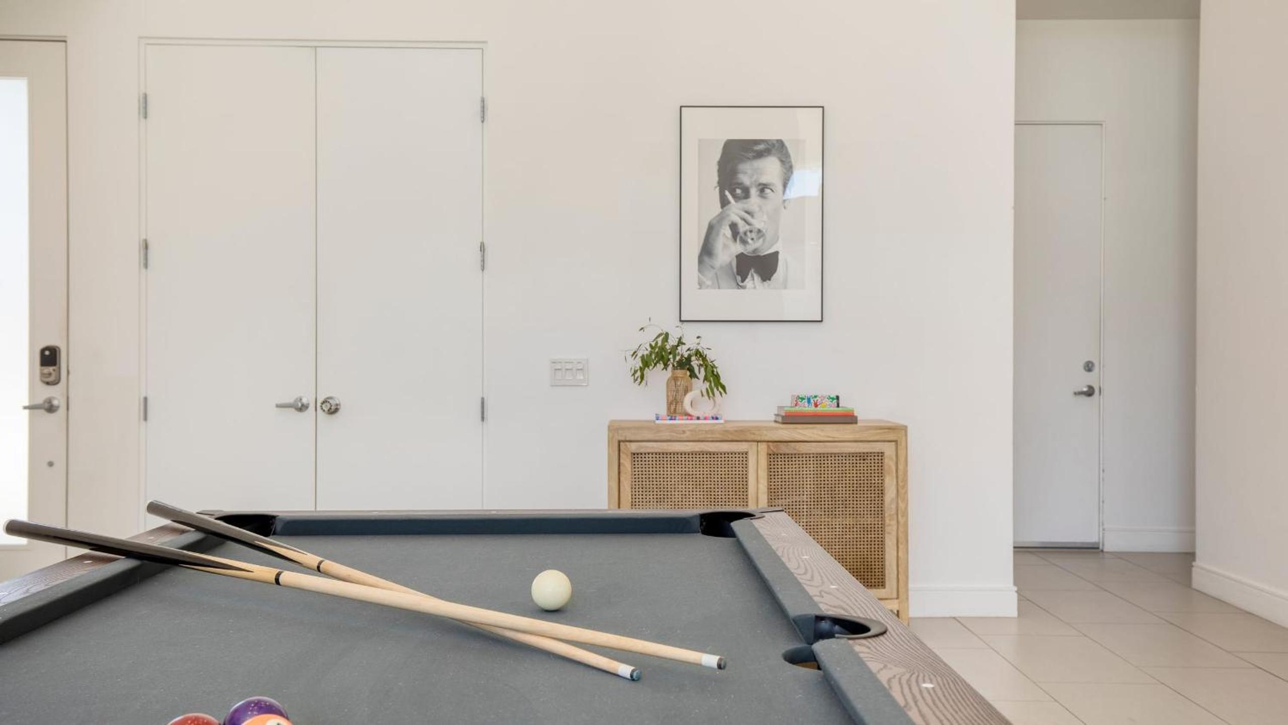 Sleeps 40 3 Luxe Villas next to Empire Polo Club Putting Green Pickleball