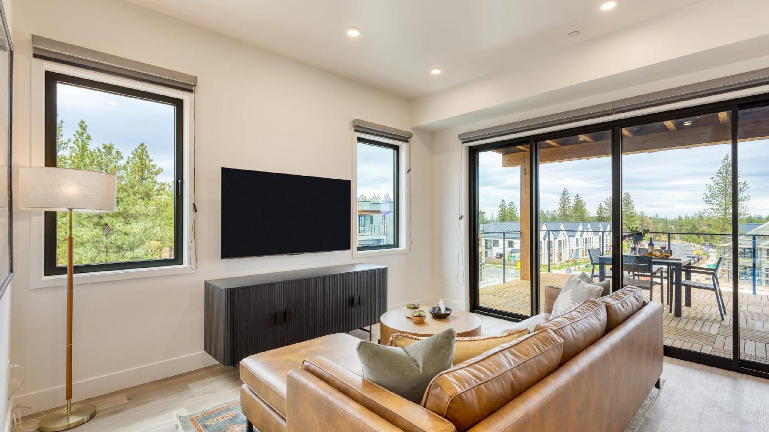 2 Units Minutes to Downtown Bend Hot Tub 1208 Skyline Ranch by AvantStay