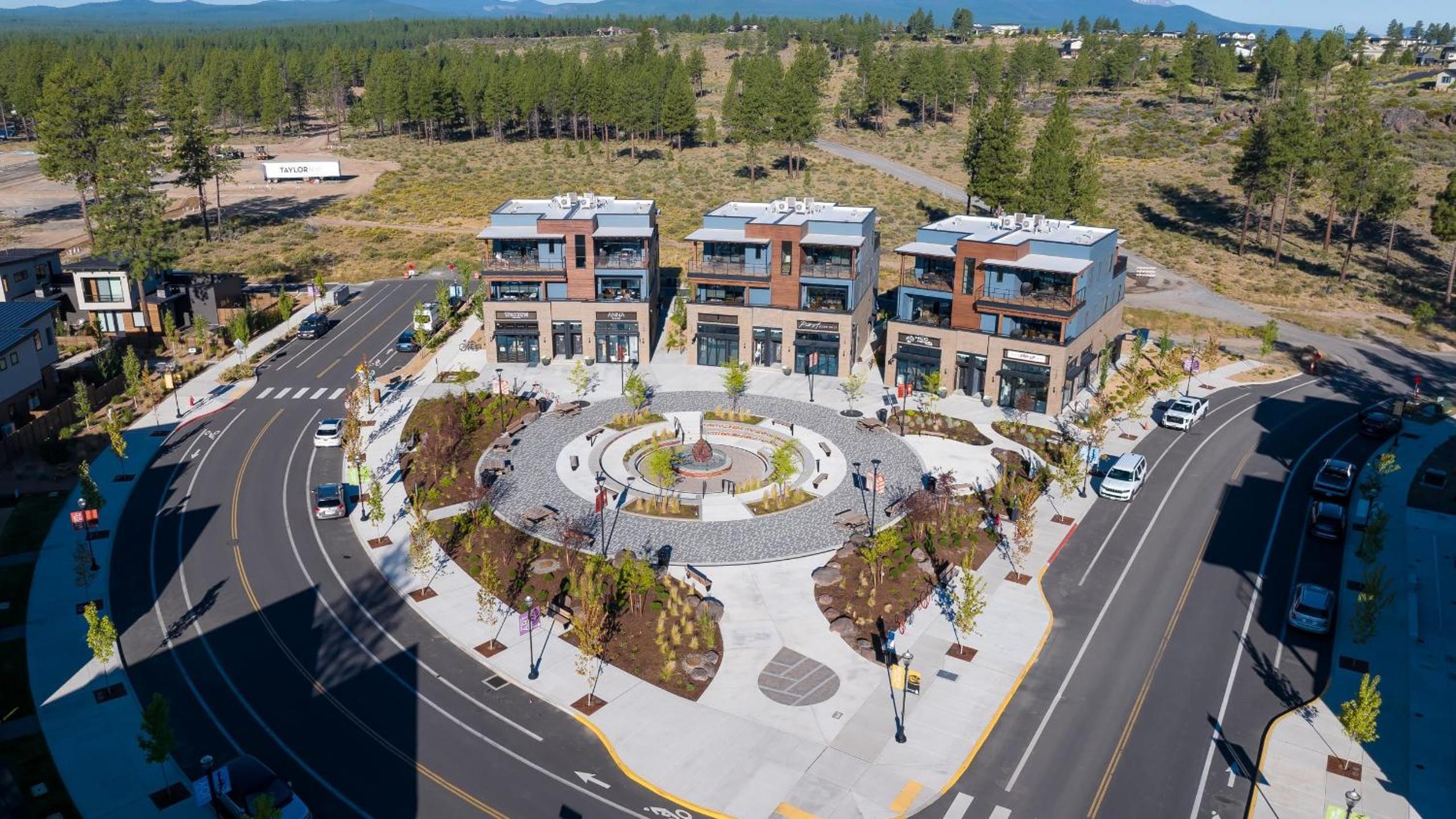 2 Units Minutes to Downtown Bend Hot Tub 1208 Skyline Ranch by AvantStay