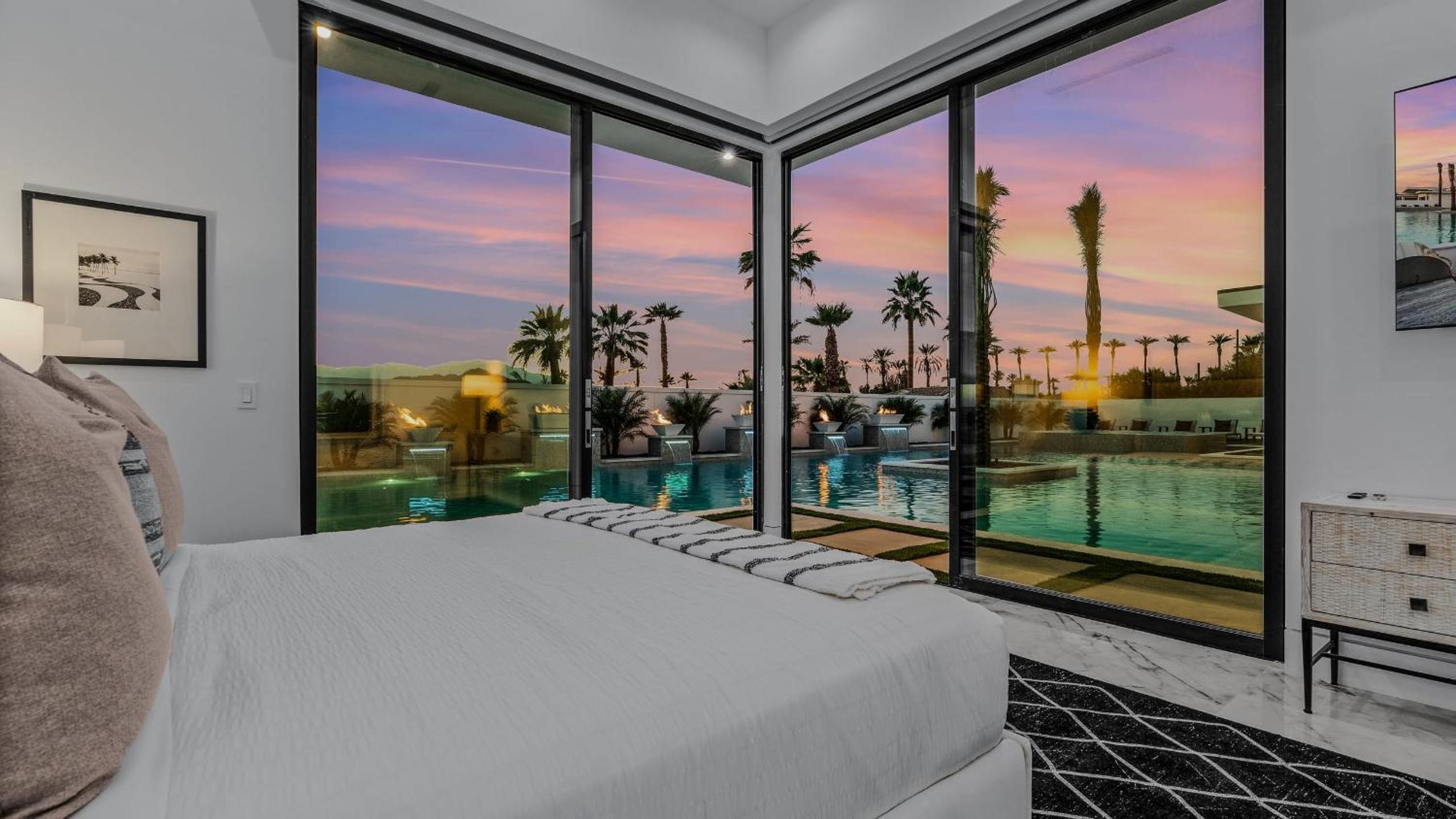 Sleeps 25 2 Luxury Villas w Pool Spa Putting Green Bravo by AvantStay