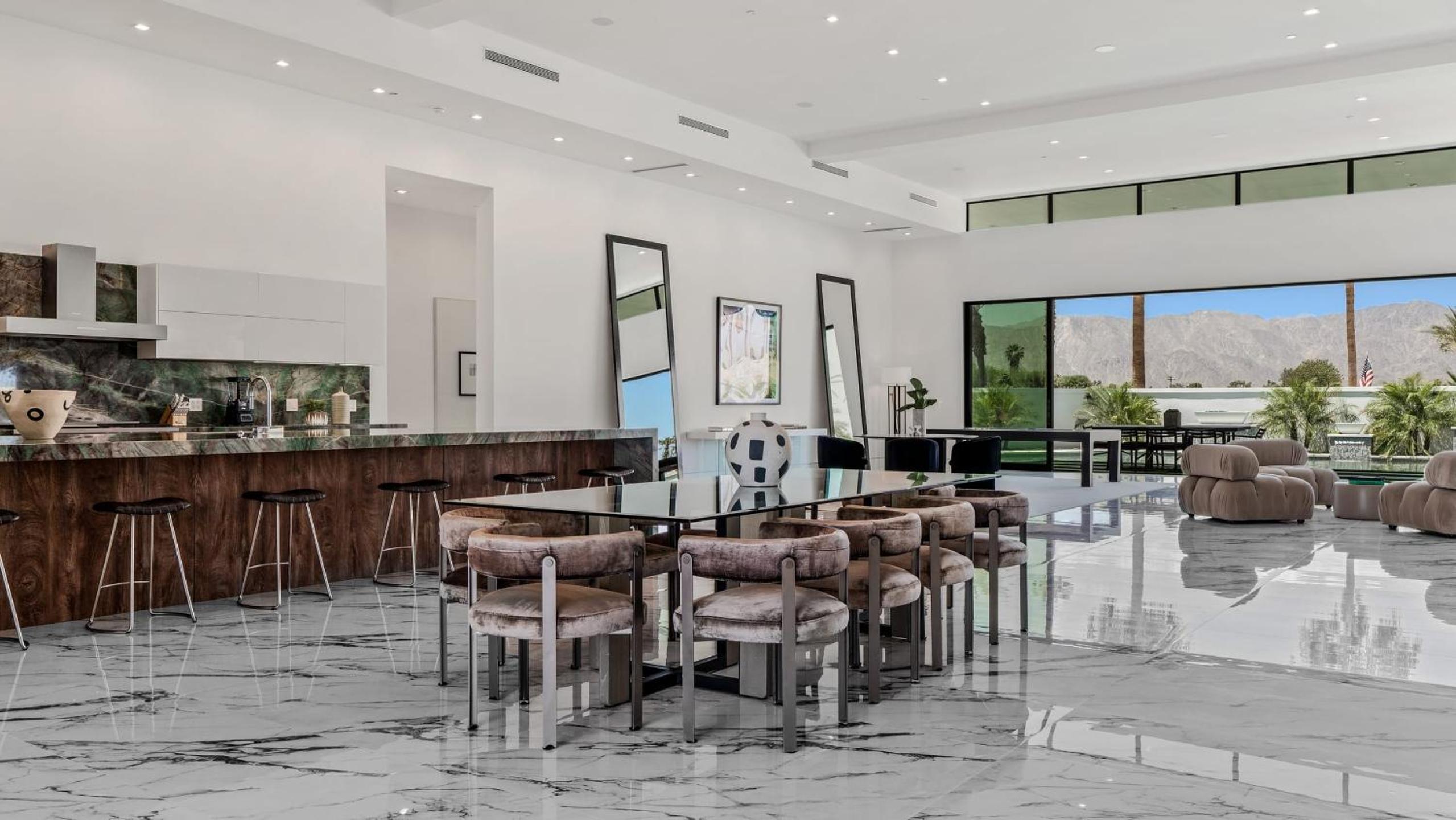 Sleeps 25 2 Luxury Villas w Pool Spa Putting Green Bravo by AvantStay