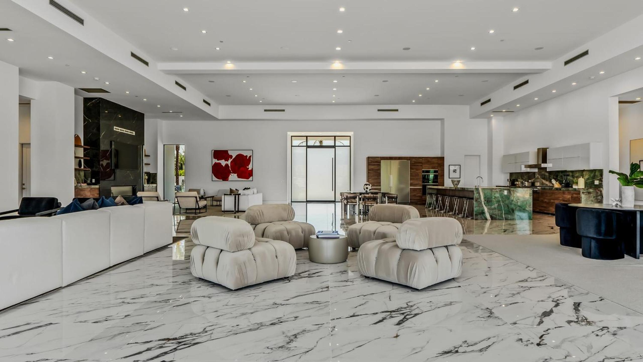Sleeps 25 2 Luxury Villas w Pool Spa Putting Green Bravo by AvantStay