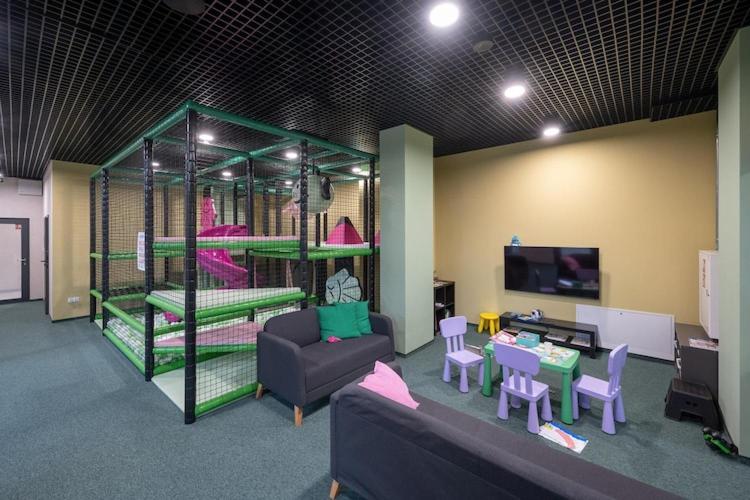 Holiday studio with balcony, indoor pool, sauna