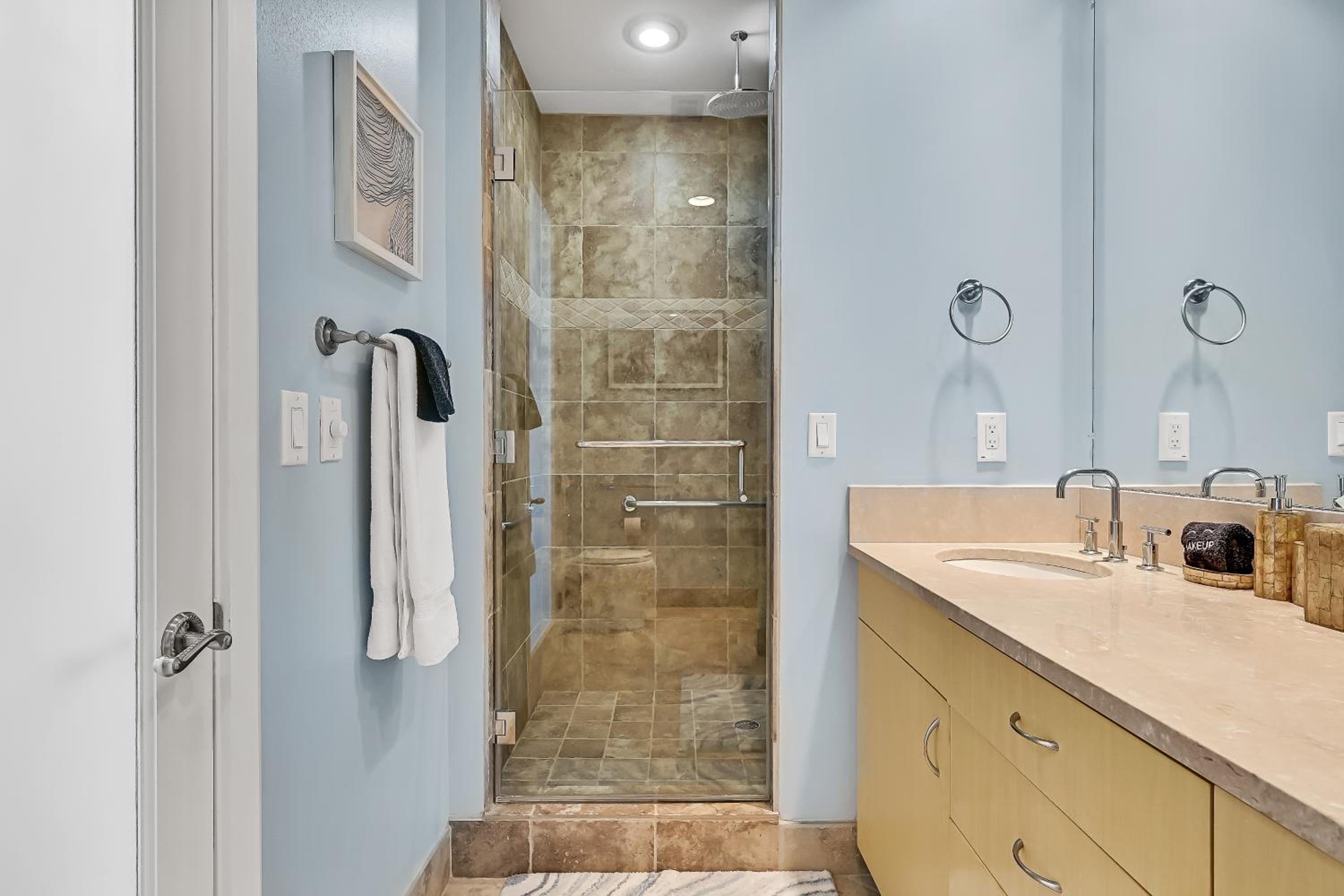 Diamond Beach Dreamscape Penthouse 6PH3