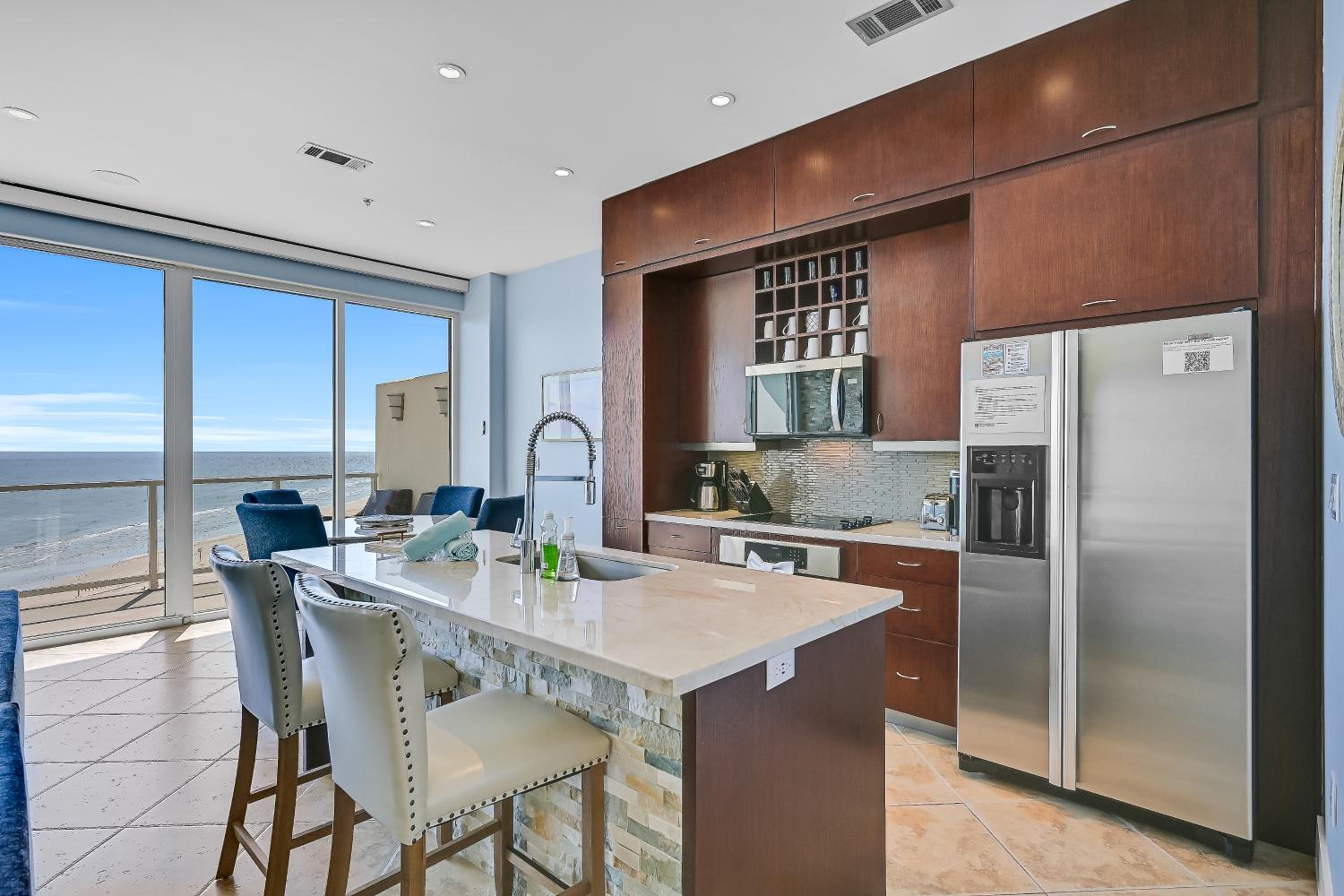 Diamond Beach Dreamscape Penthouse 6PH3
