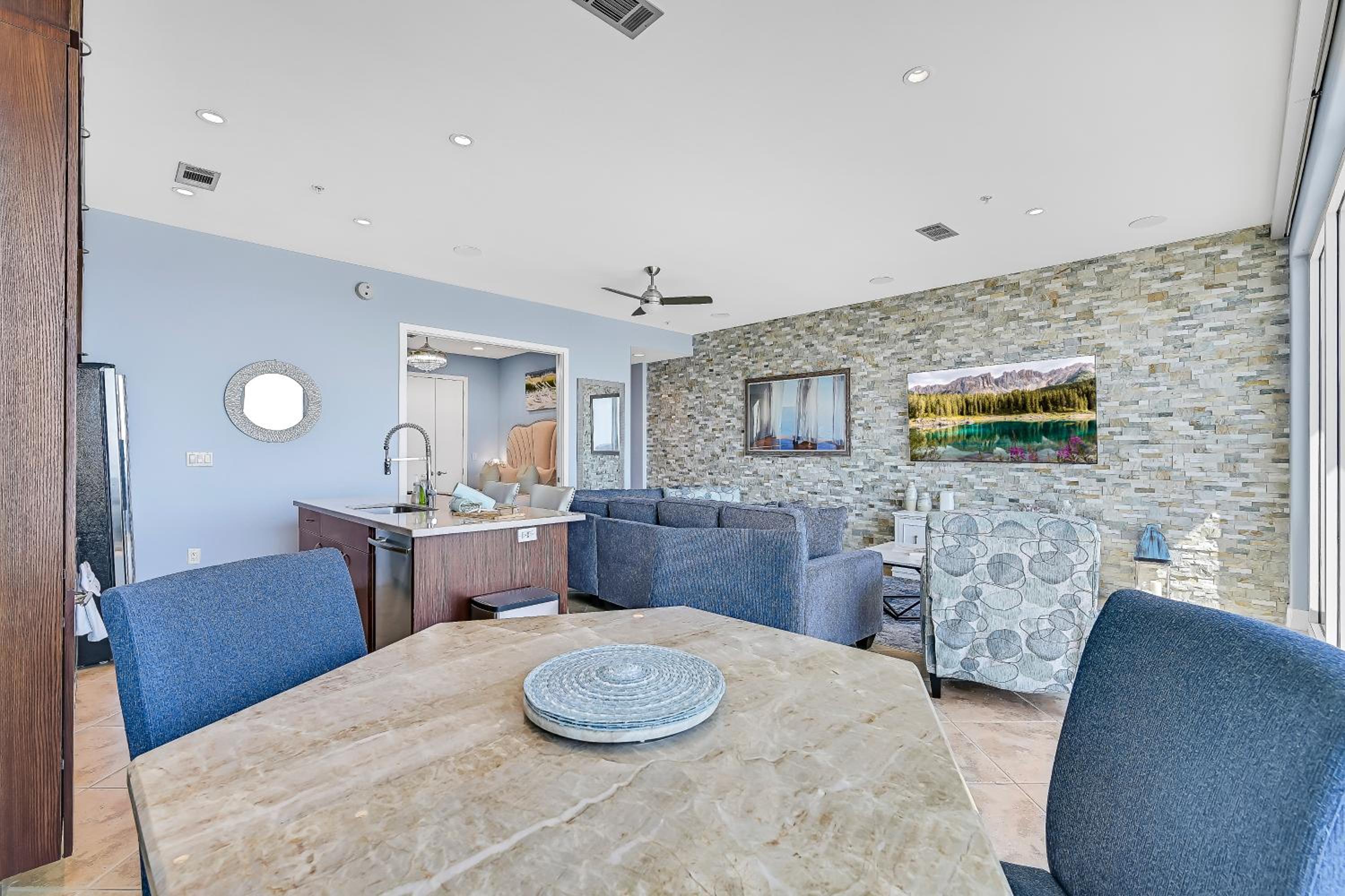 Diamond Beach Dreamscape Penthouse 6PH3