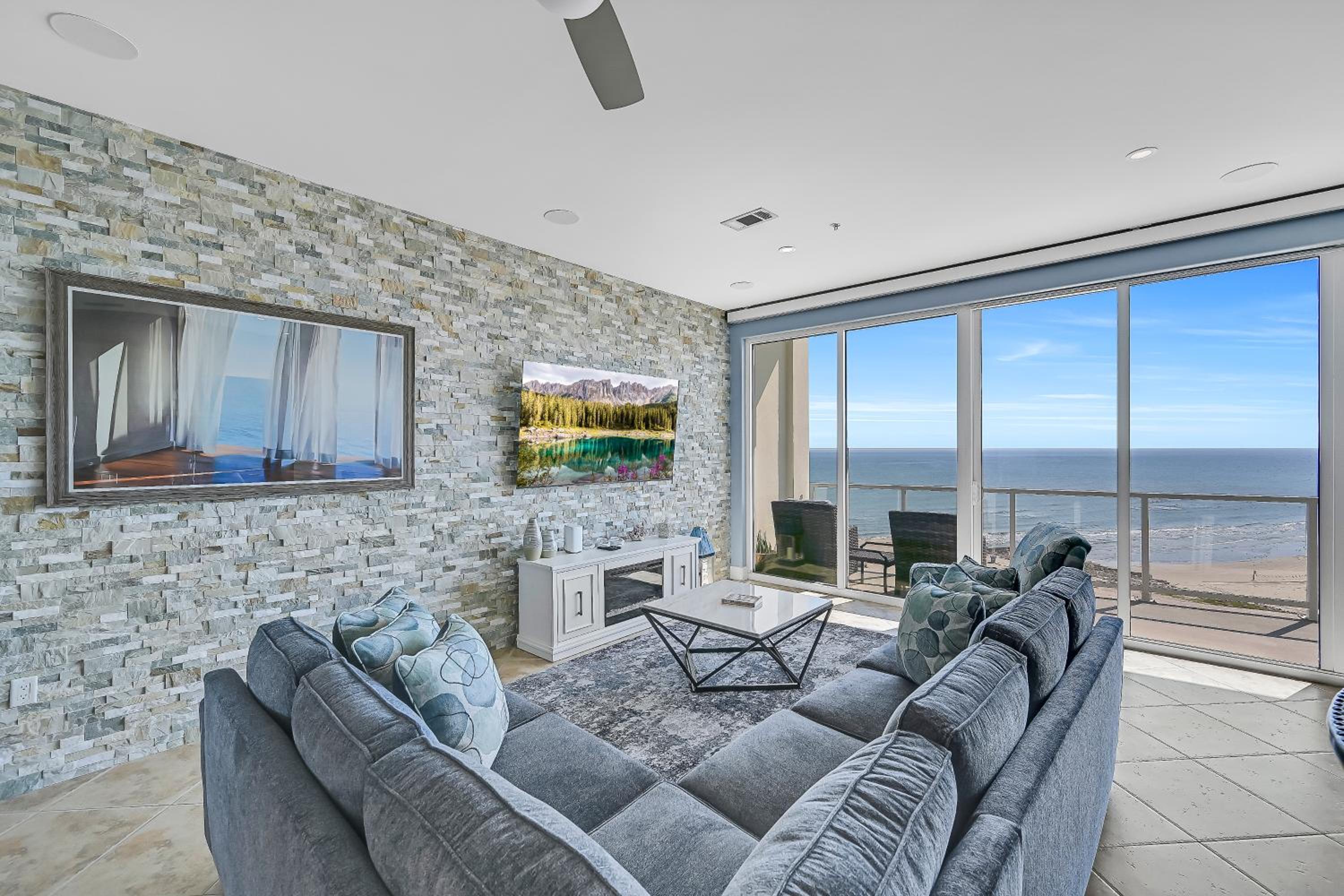 Diamond Beach Dreamscape Penthouse 6PH3