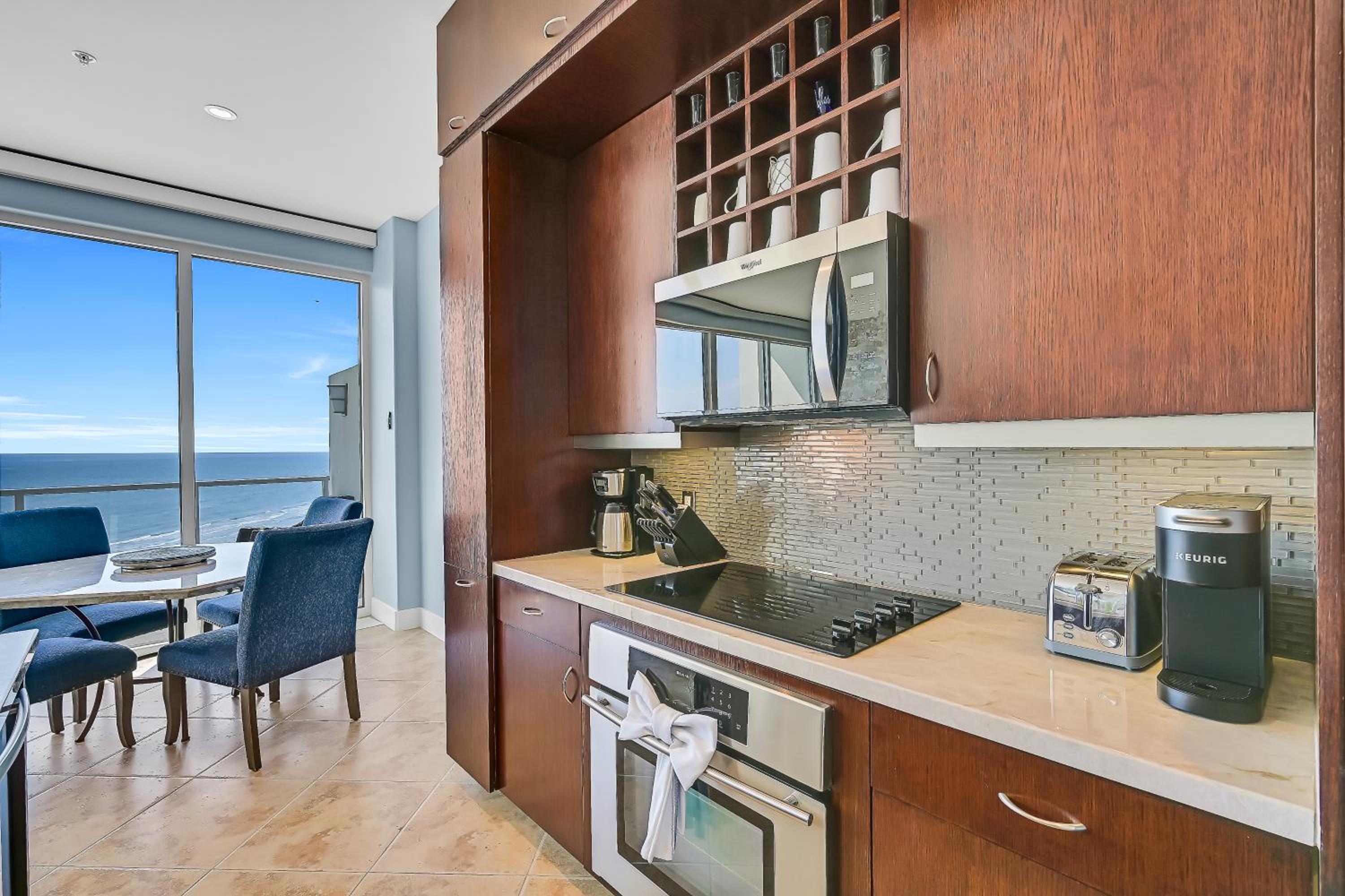 Diamond Beach Dreamscape Penthouse 6PH3