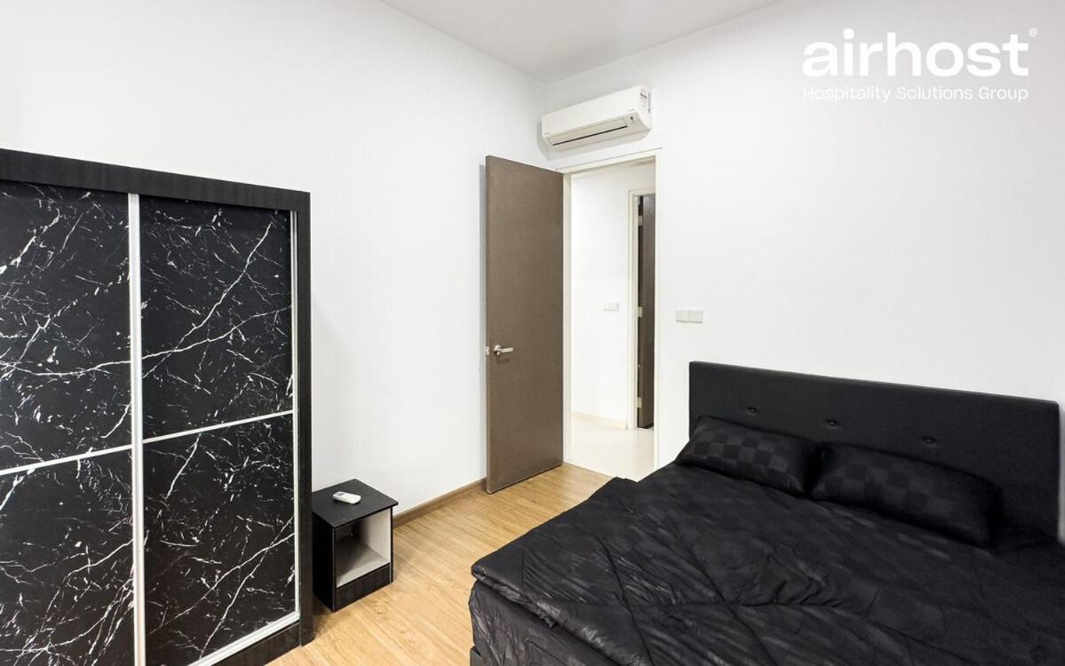 MET 1 Residences Mont Kiara by Airhost