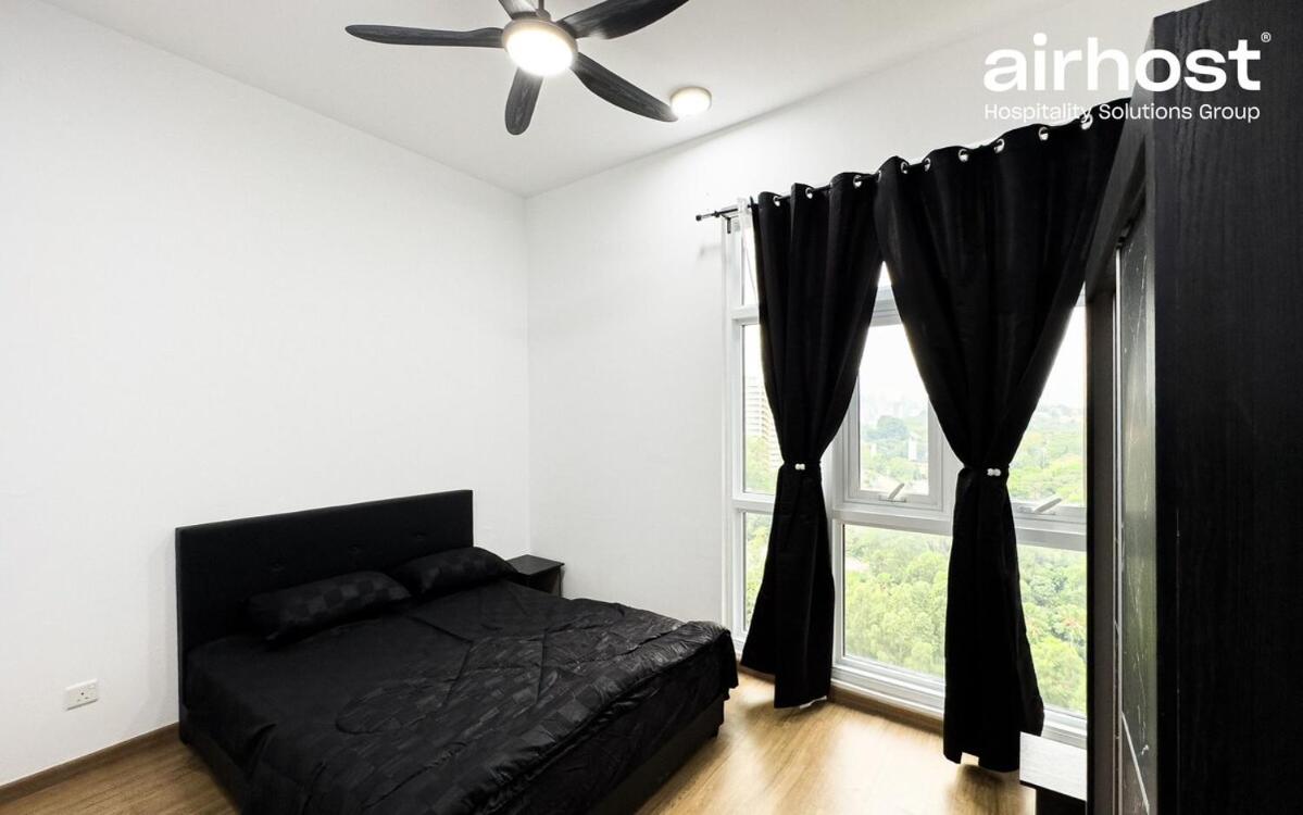 MET 1 Residences Mont Kiara by Airhost