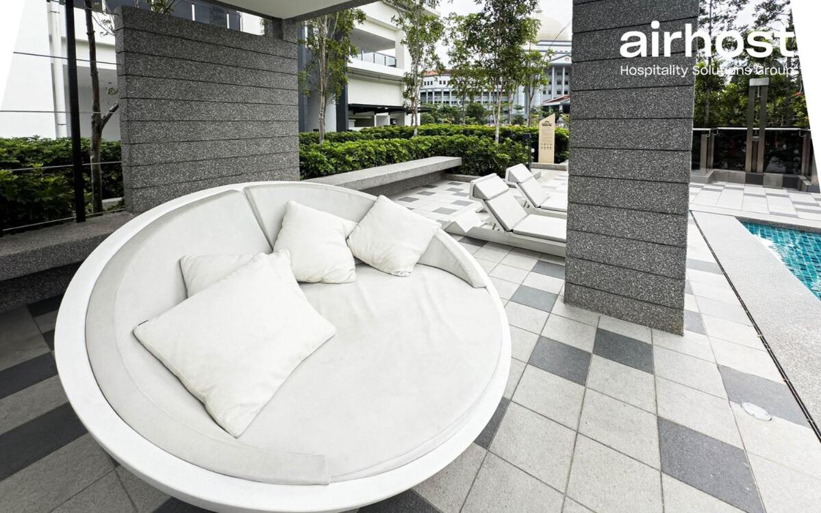 MET 1 Residences Mont Kiara by Airhost