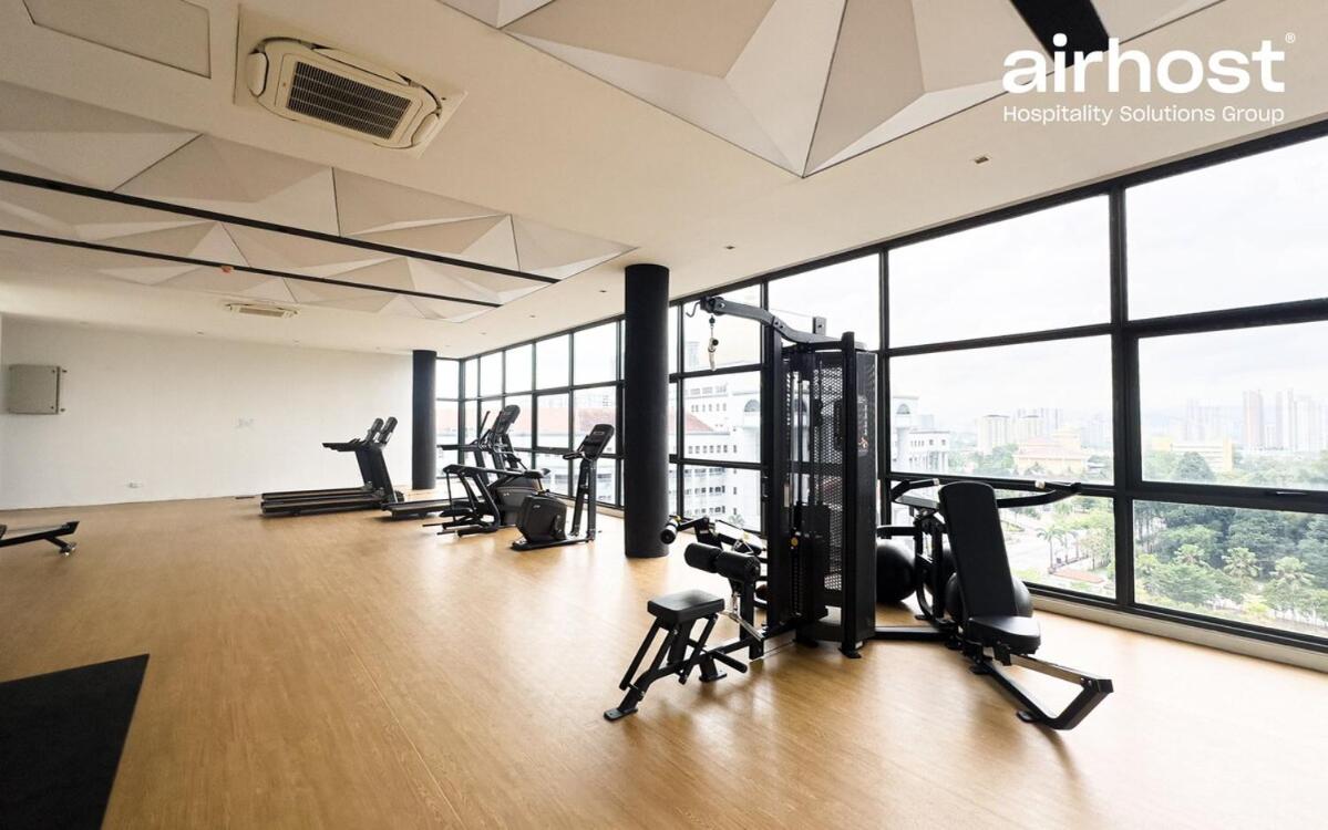 MET 1 Residences Mont Kiara by Airhost