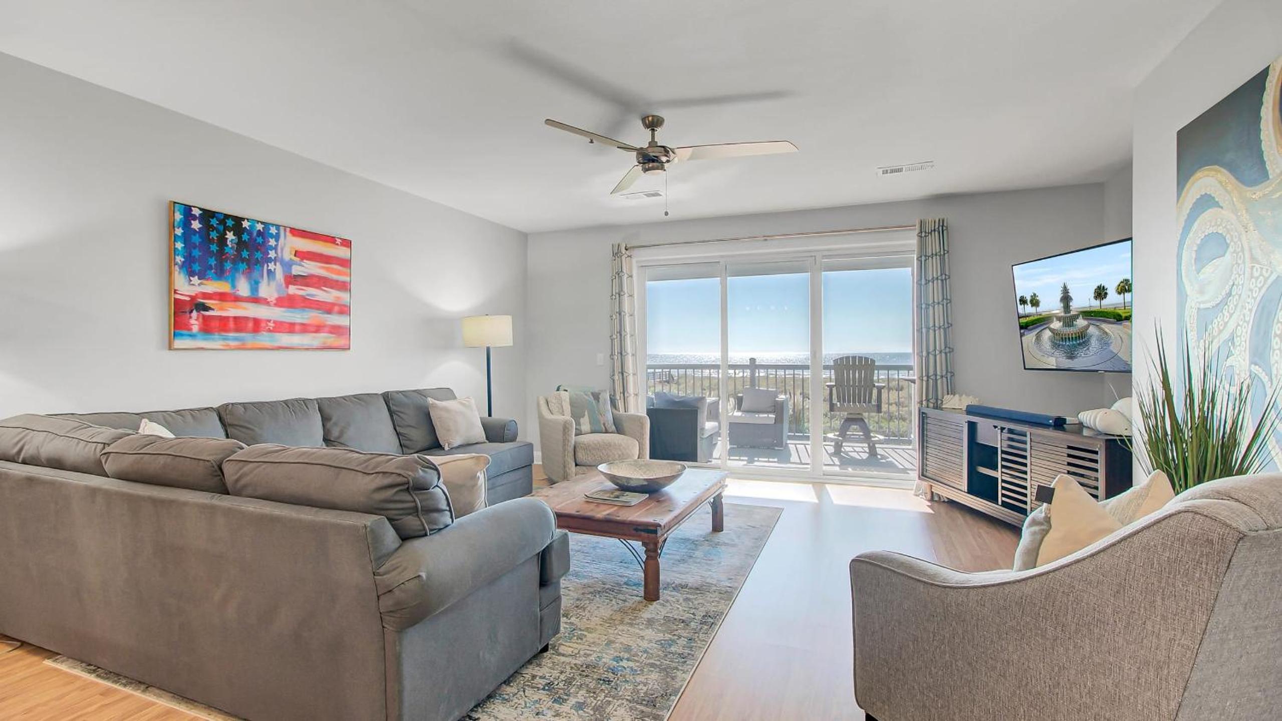 Beachfront 3BDR Condo w Pool Deck Ocean Views Ocean Blvd 102 by AvantStay