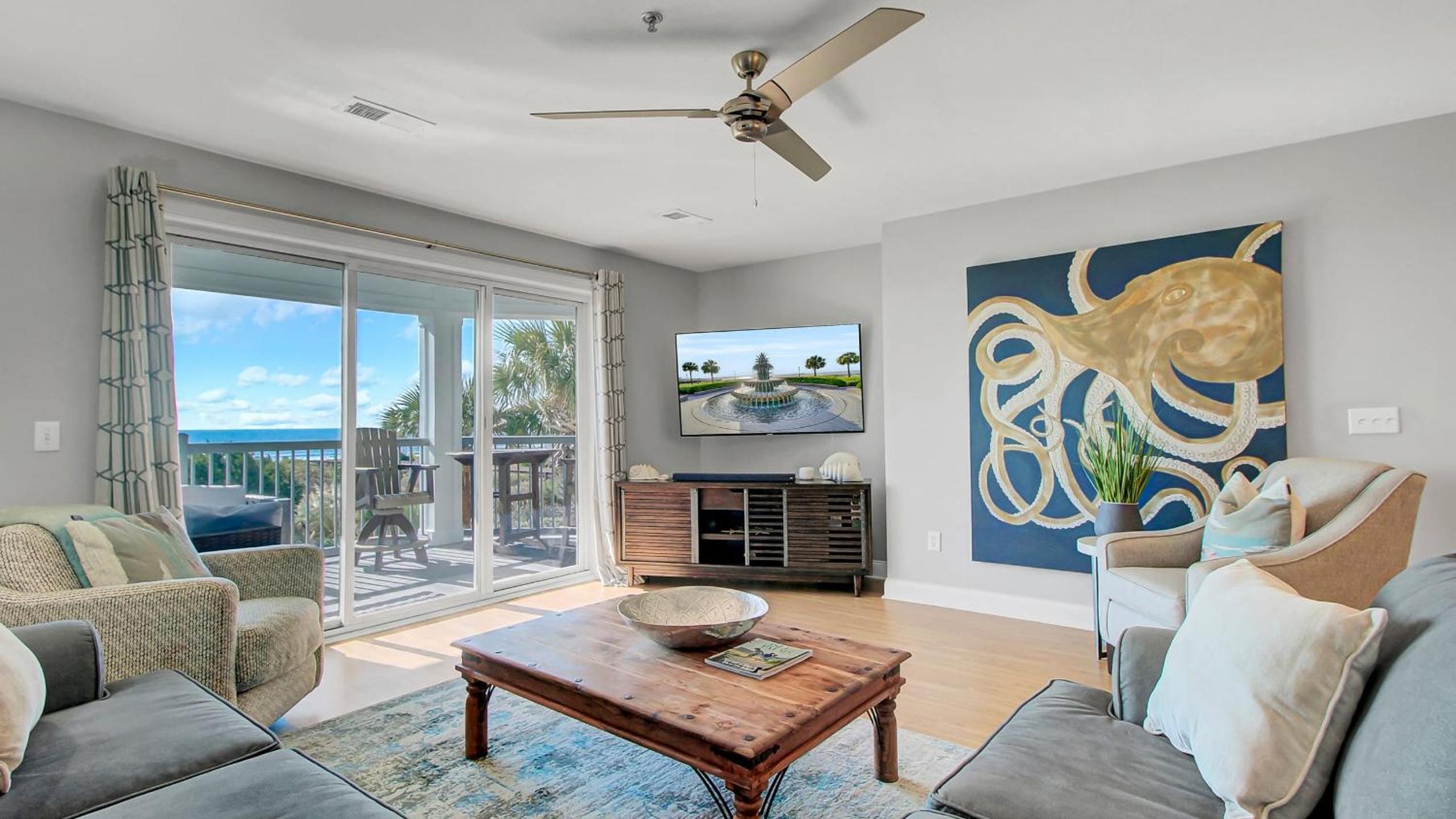 Beachfront 3BDR Condo w Pool Deck Ocean Views Ocean Blvd 102 by AvantStay