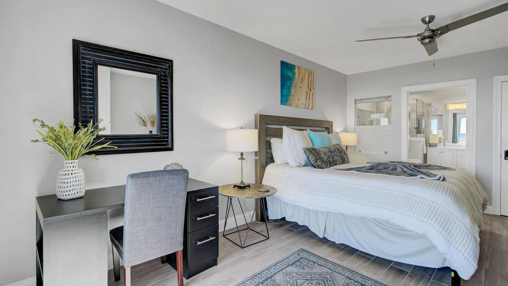 Beachfront 3BDR Condo w Pool Deck Ocean Views Ocean Blvd 102 by AvantStay
