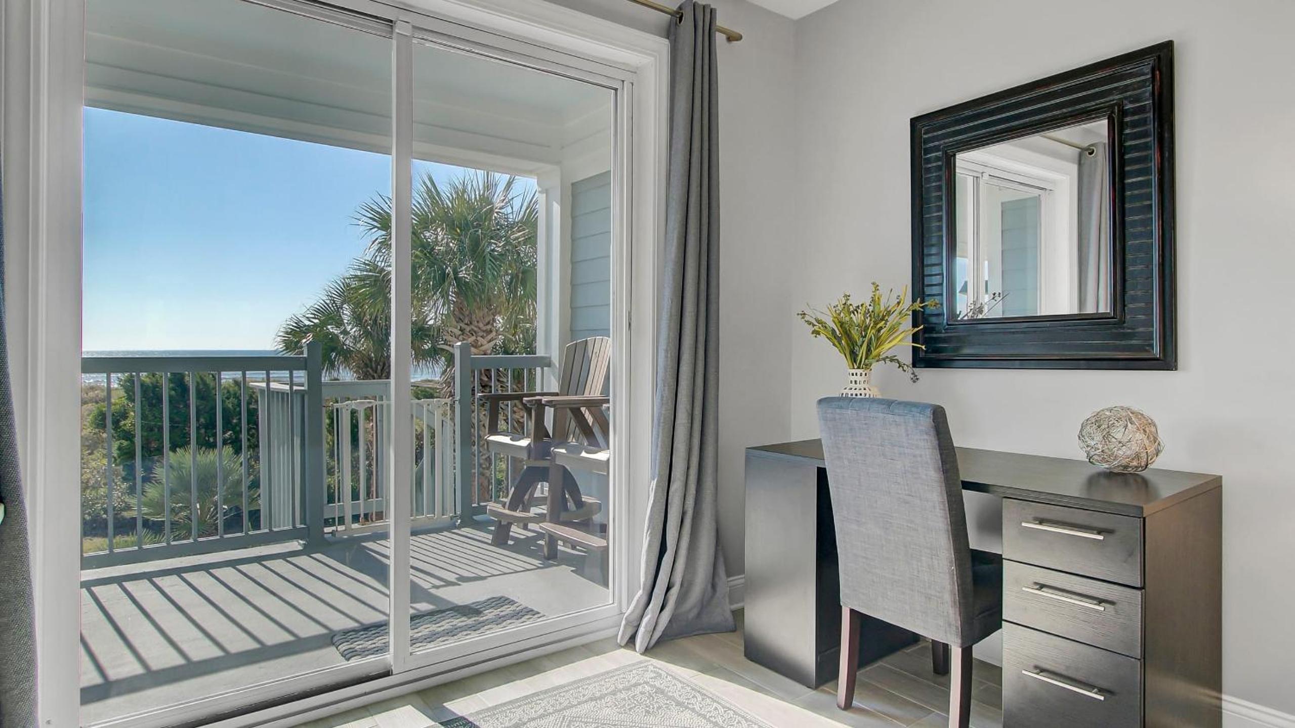 Beachfront 3BDR Condo w Pool Deck Ocean Views Ocean Blvd 102 by AvantStay