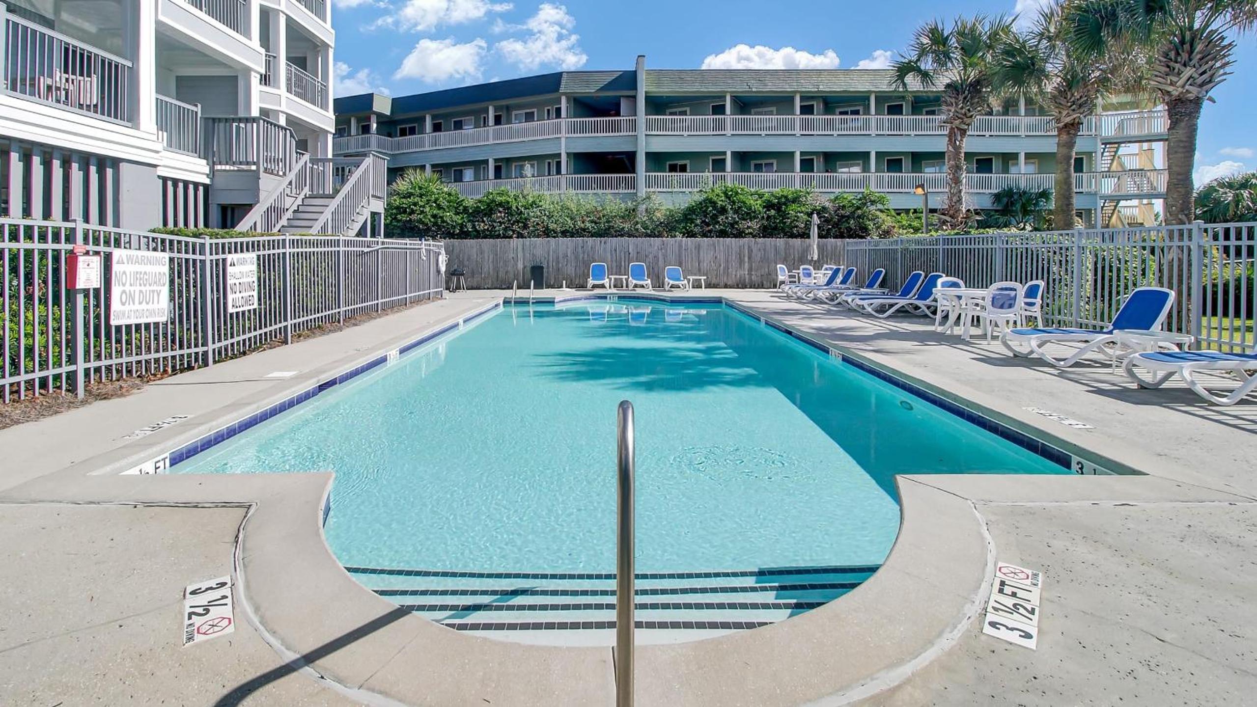 Beachfront 3BDR Condo w Pool Deck Ocean Views Ocean Blvd 102 by AvantStay